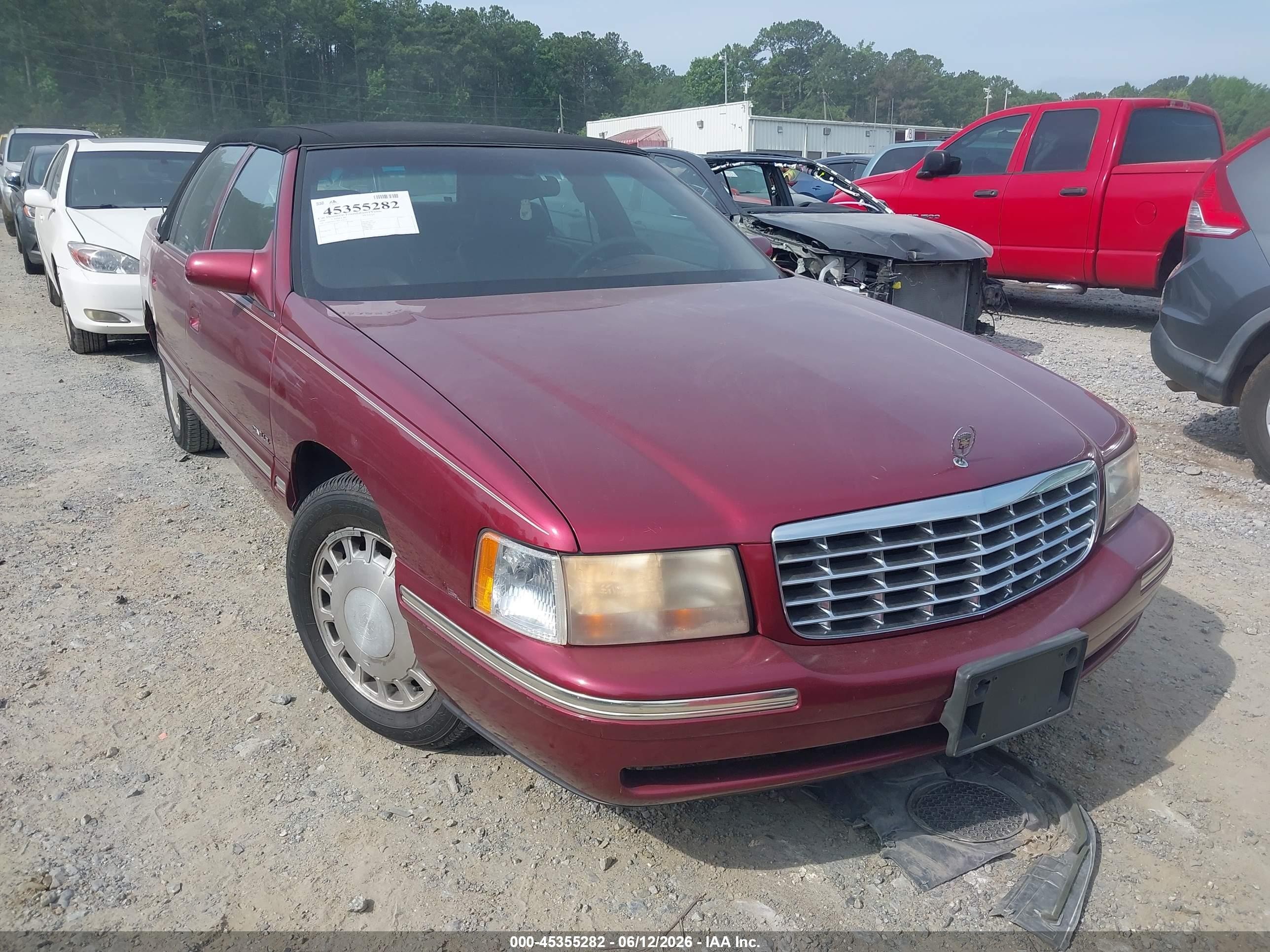 1998 Cadillac Deville Standard Maroon vin: 1G6KD54Y7WU751272