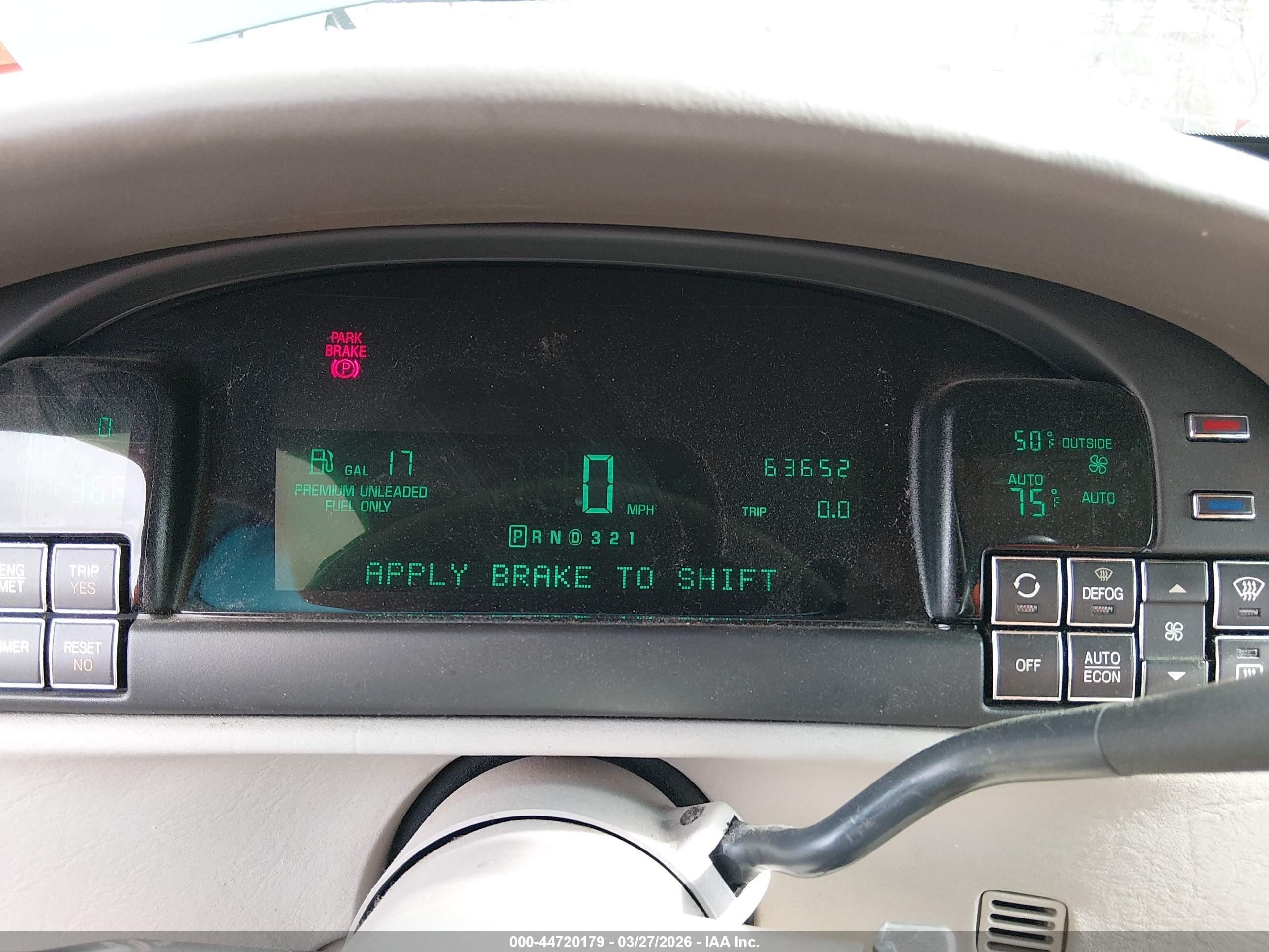 1998 Cadillac Deville Standard Green vin: 1G6KD54Y7WU781811