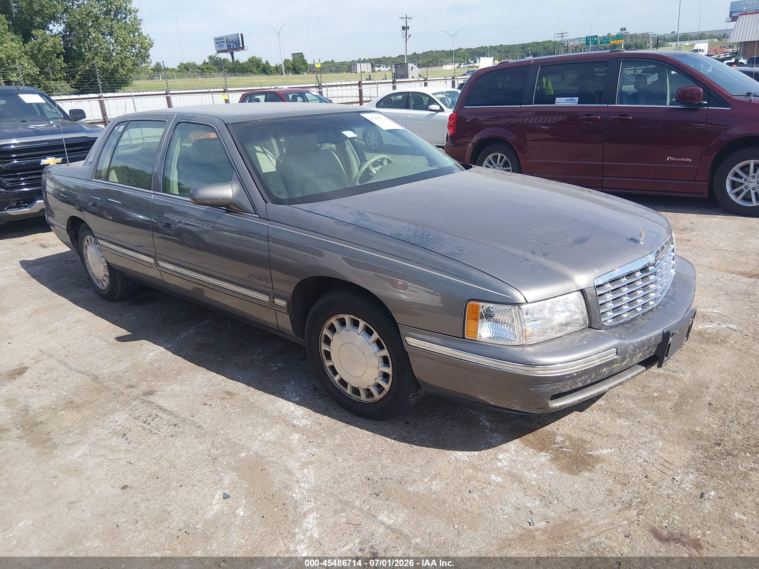 1999 Cadillac Deville Standard Gray vin: 1G6KD54Y7XU776318