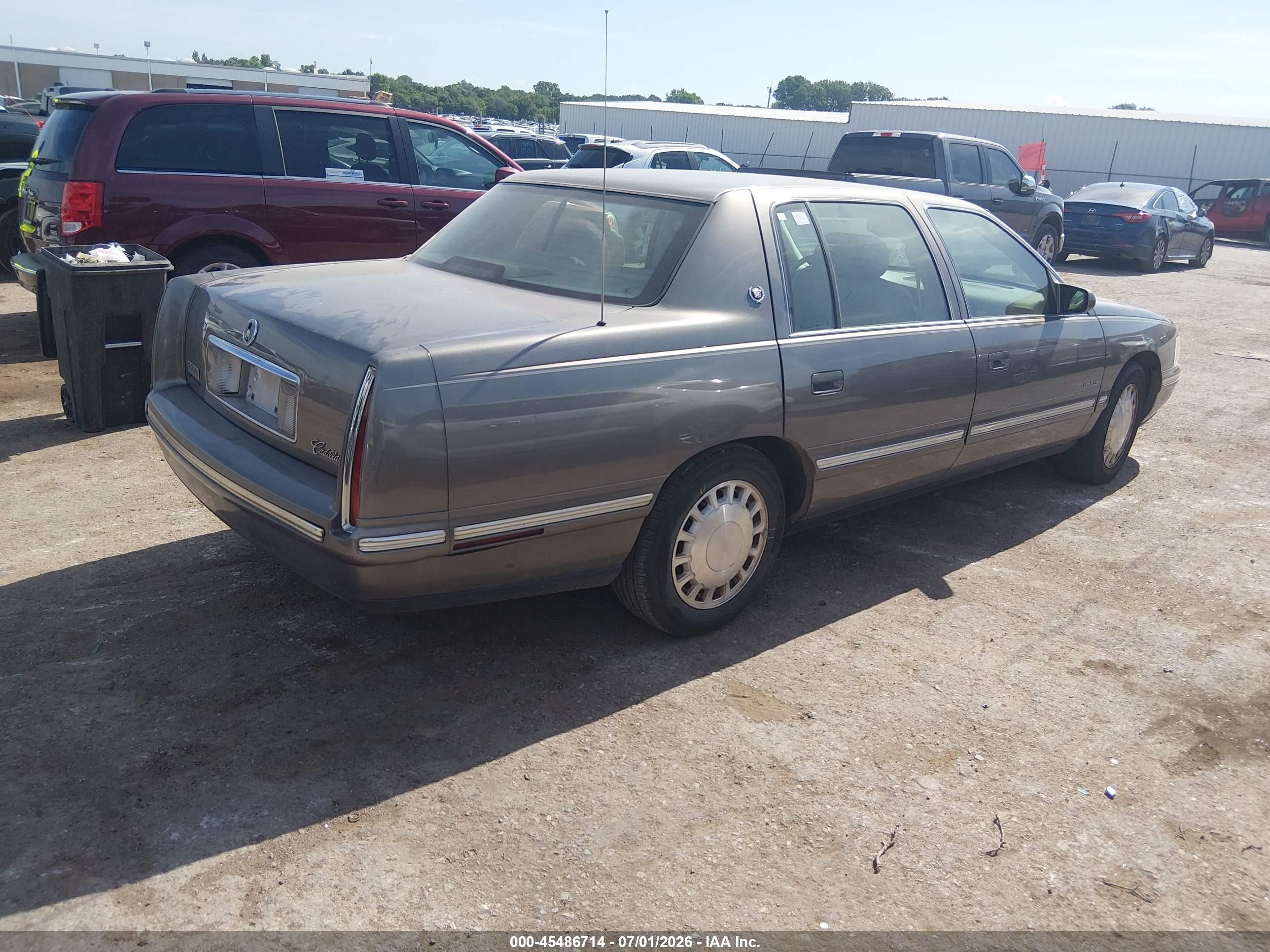1999 Cadillac Deville Standard Gray vin: 1G6KD54Y7XU776318