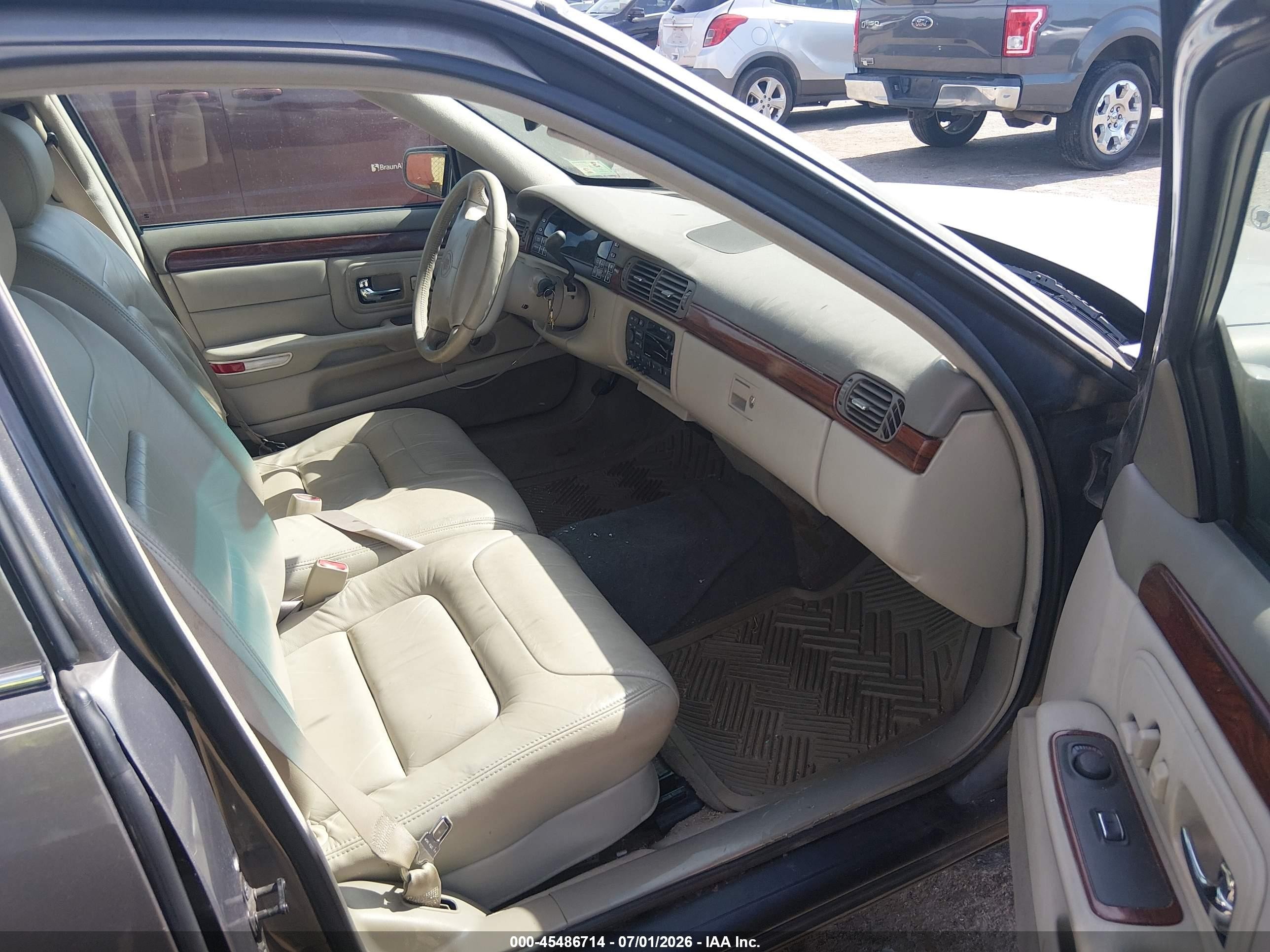 1999 Cadillac Deville Standard Gray vin: 1G6KD54Y7XU776318