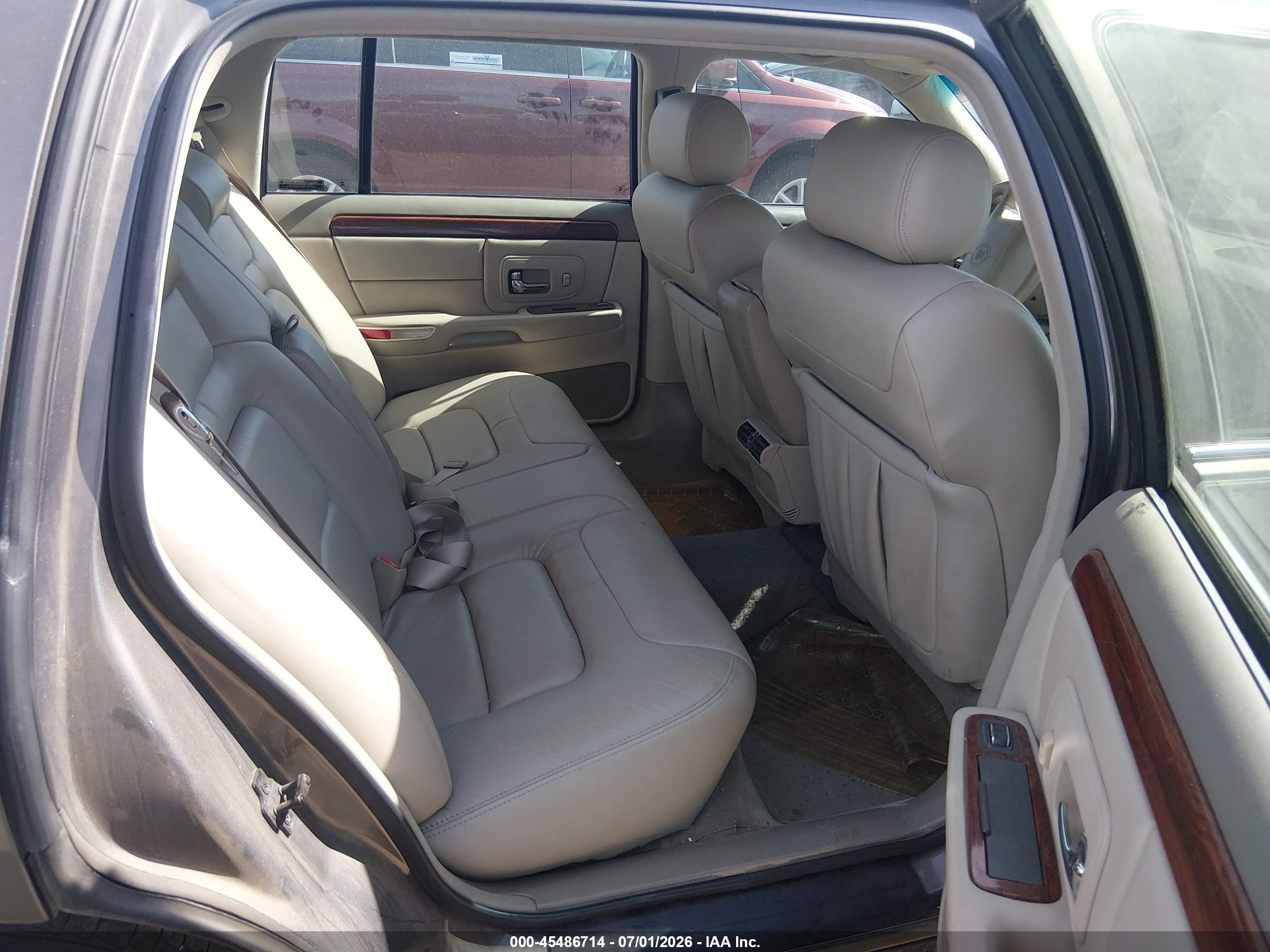 1999 Cadillac Deville Standard Gray vin: 1G6KD54Y7XU776318