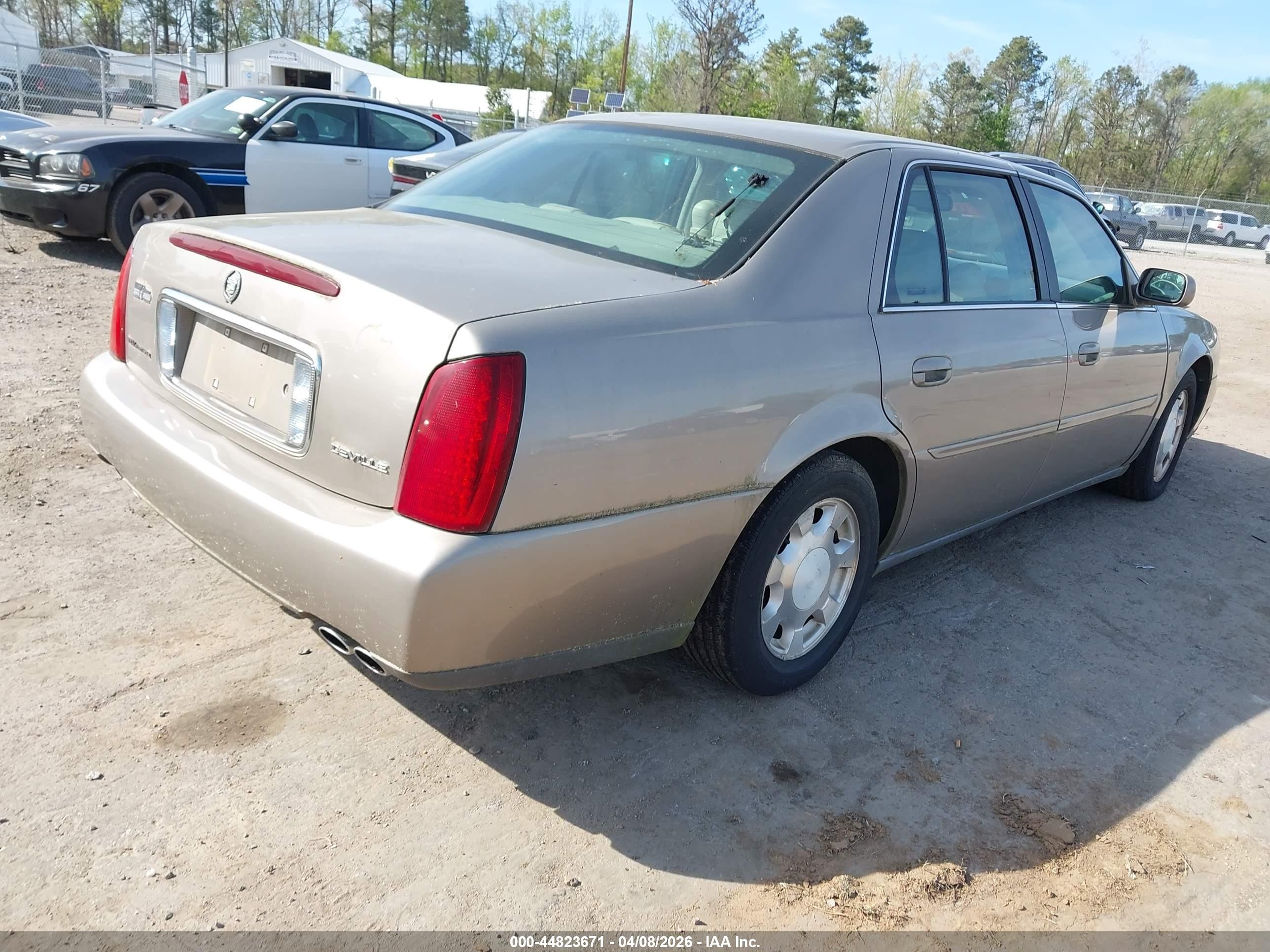 2001 Cadillac Deville Standard W/w20 Коричневый vin: 1G6KD54Y81U238122