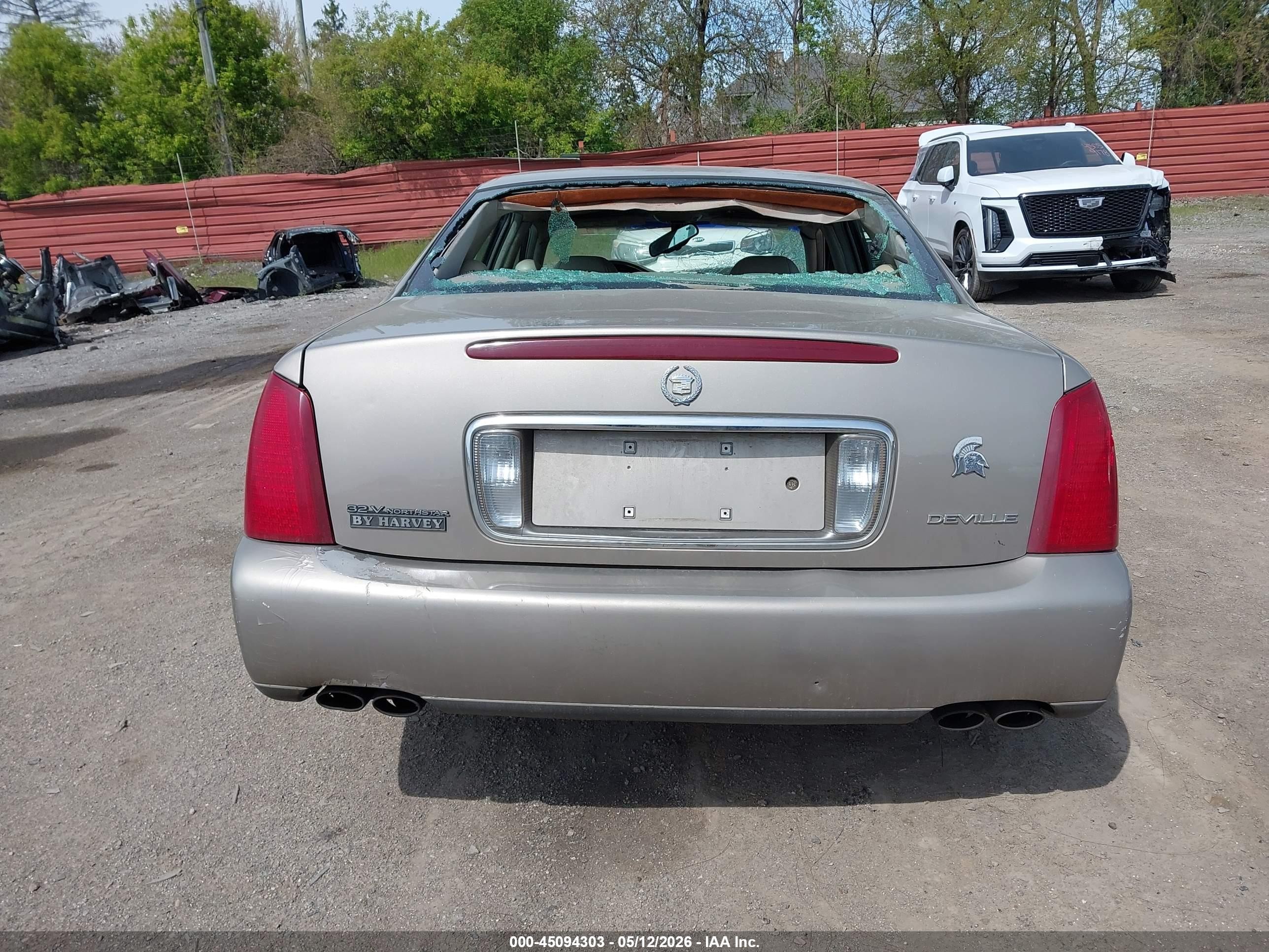 2001 Cadillac Deville Standard W/w20 Beige vin: 1G6KD54Y81U301431