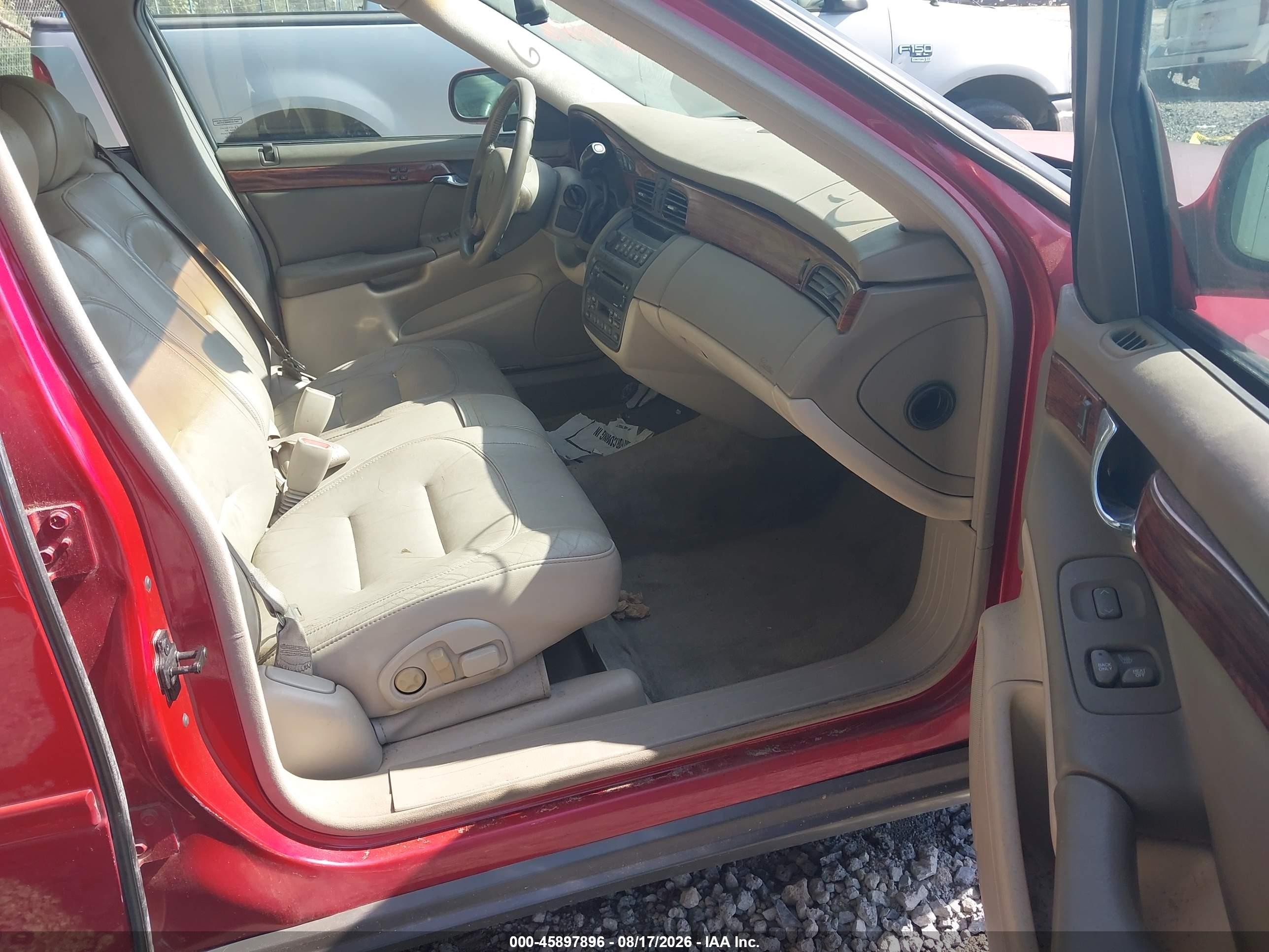 2002 Cadillac Deville   Красный vin: 1G6KD54Y82U219944