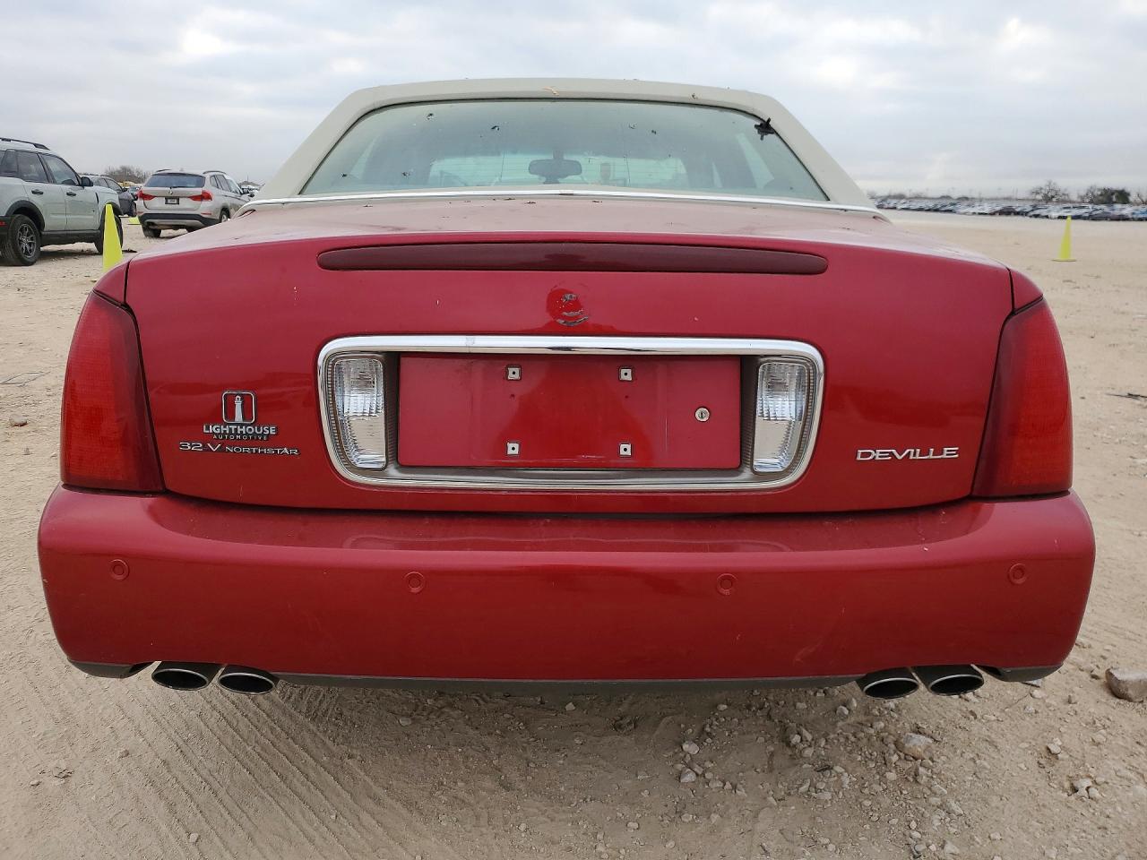 2003 Cadillac Deville Red vin: 1G6KD54Y83U229097
