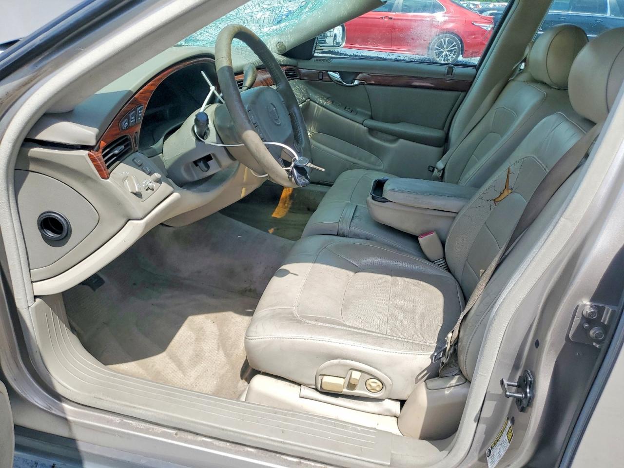 2004 Cadillac Deville Tan vin: 1G6KD54Y84U152393