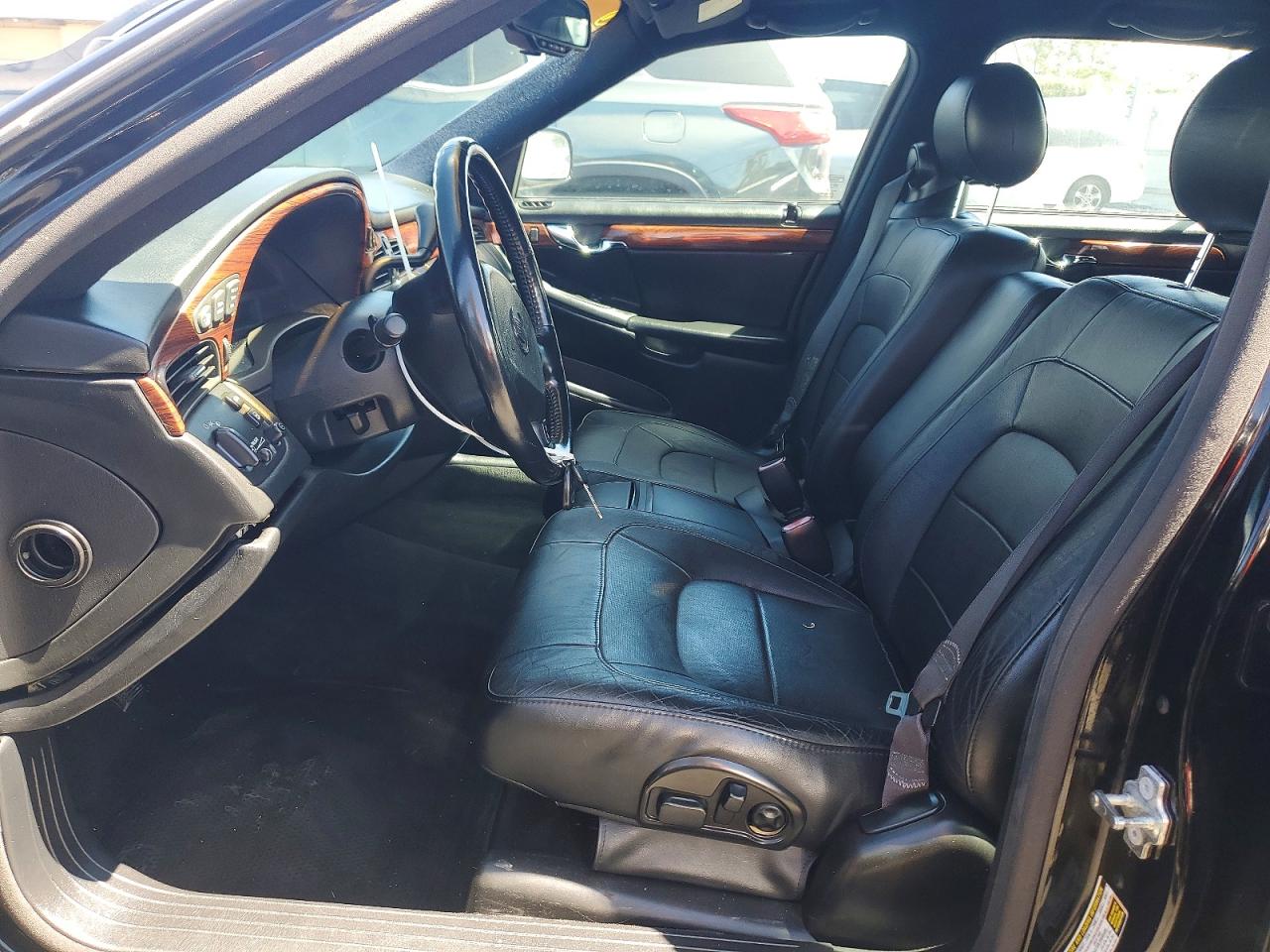 2004 Cadillac Deville Black vin: 1G6KD54Y84U216495
