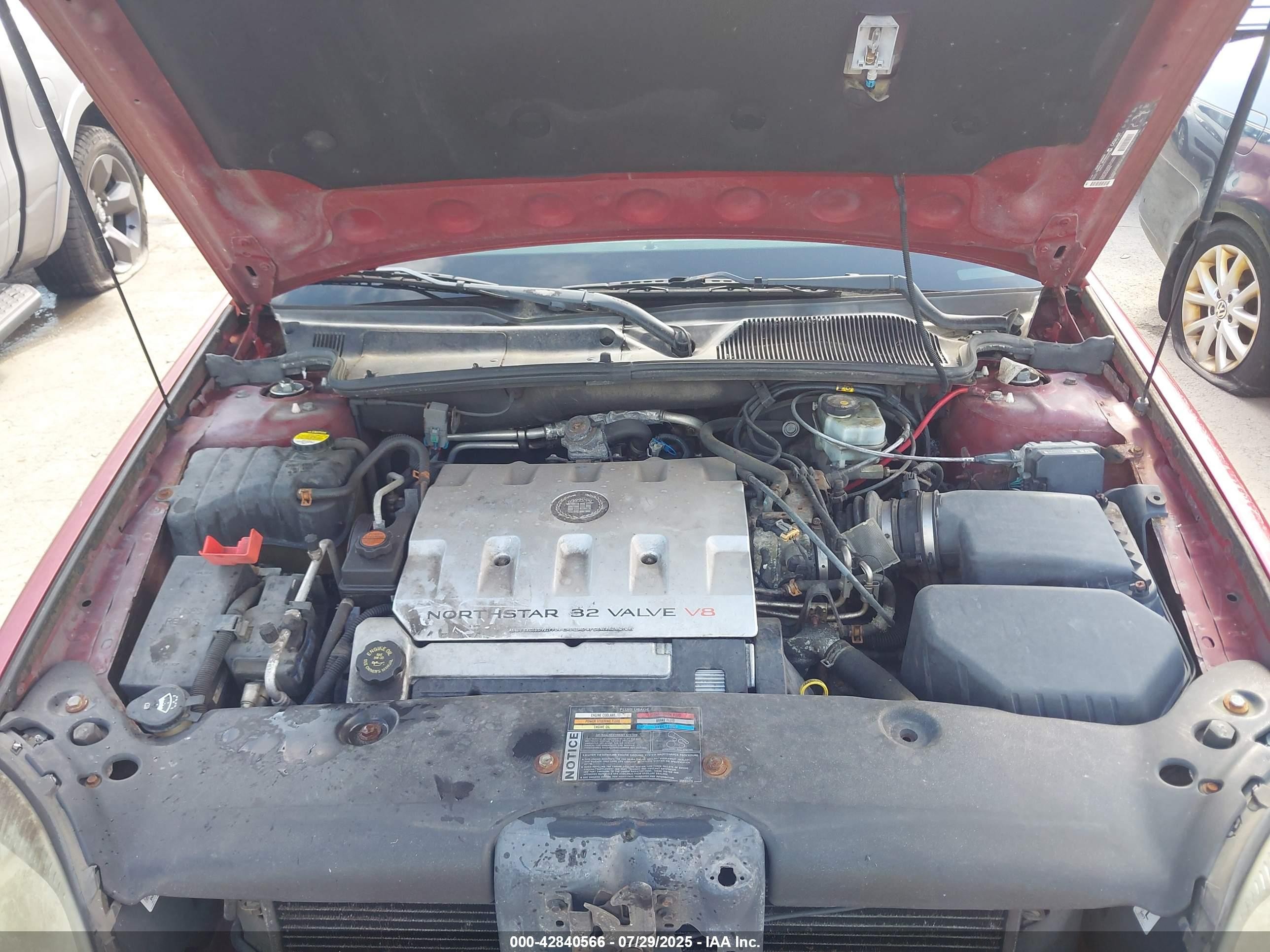 2001 Cadillac Deville Standard Red vin: 1G6KD54Y91U292027