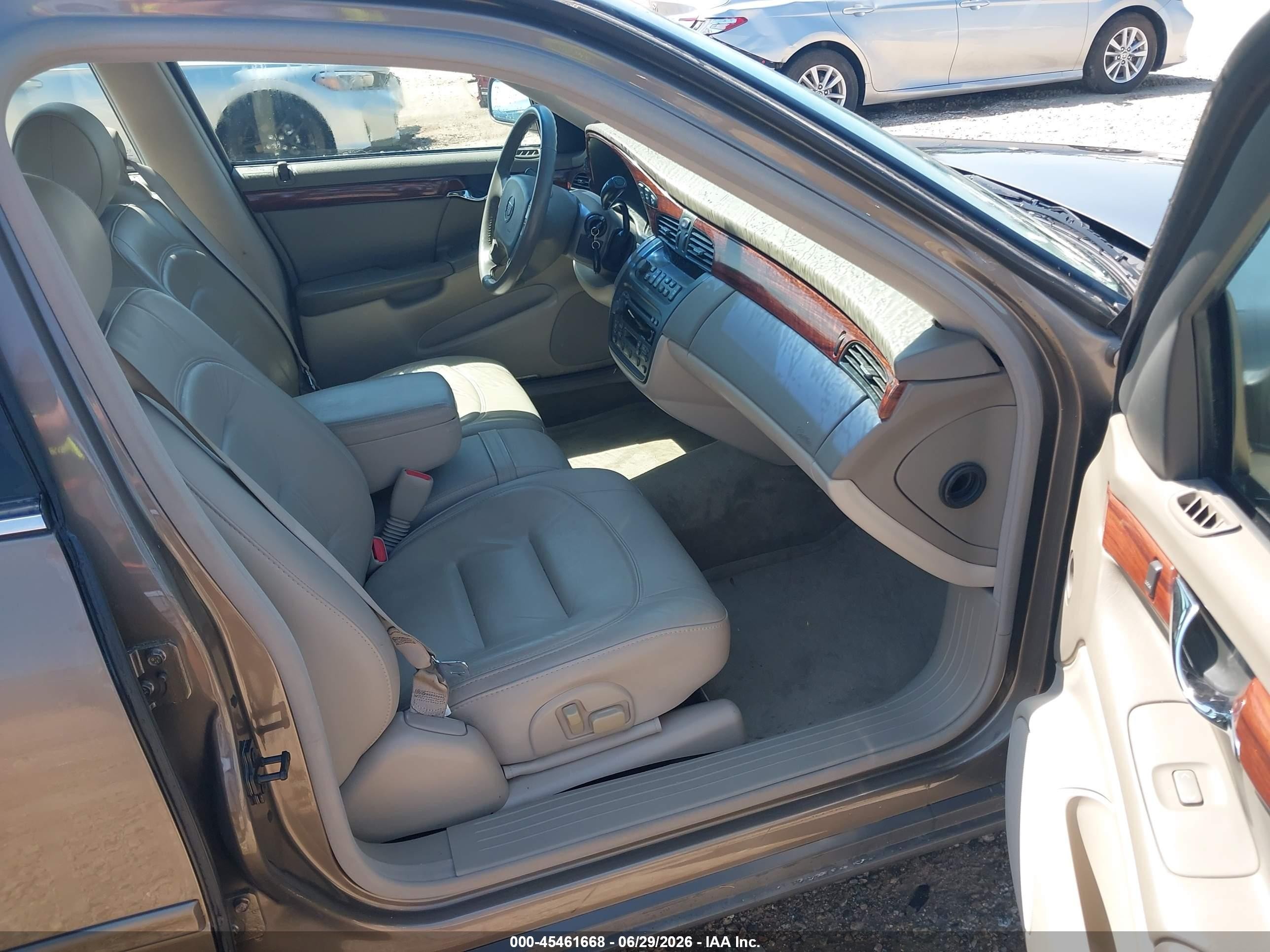 2003 Cadillac Deville Standard Brown vin: 1G6KD54Y93U201728