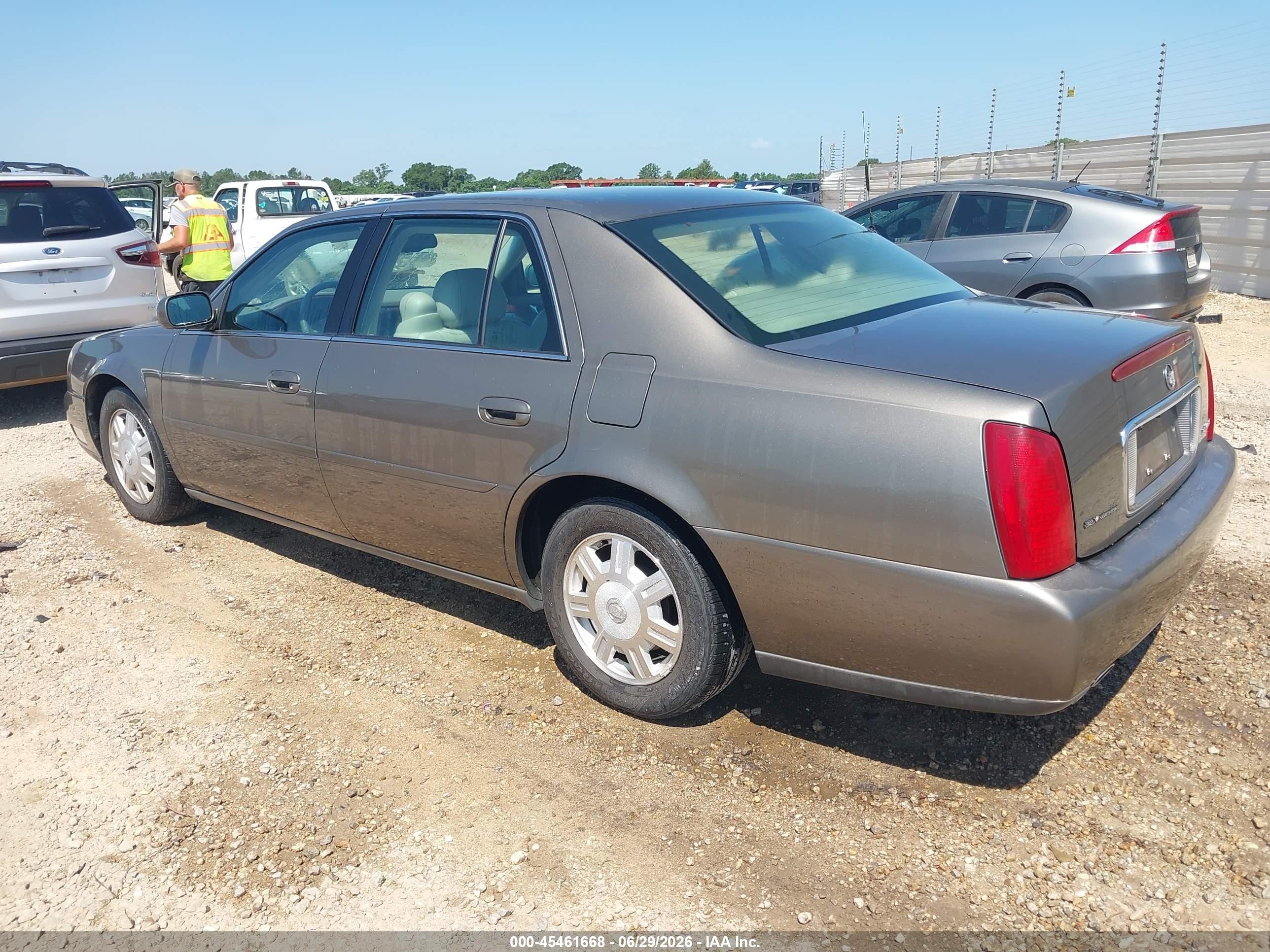 2003 Cadillac Deville Standard Brown vin: 1G6KD54Y93U201728
