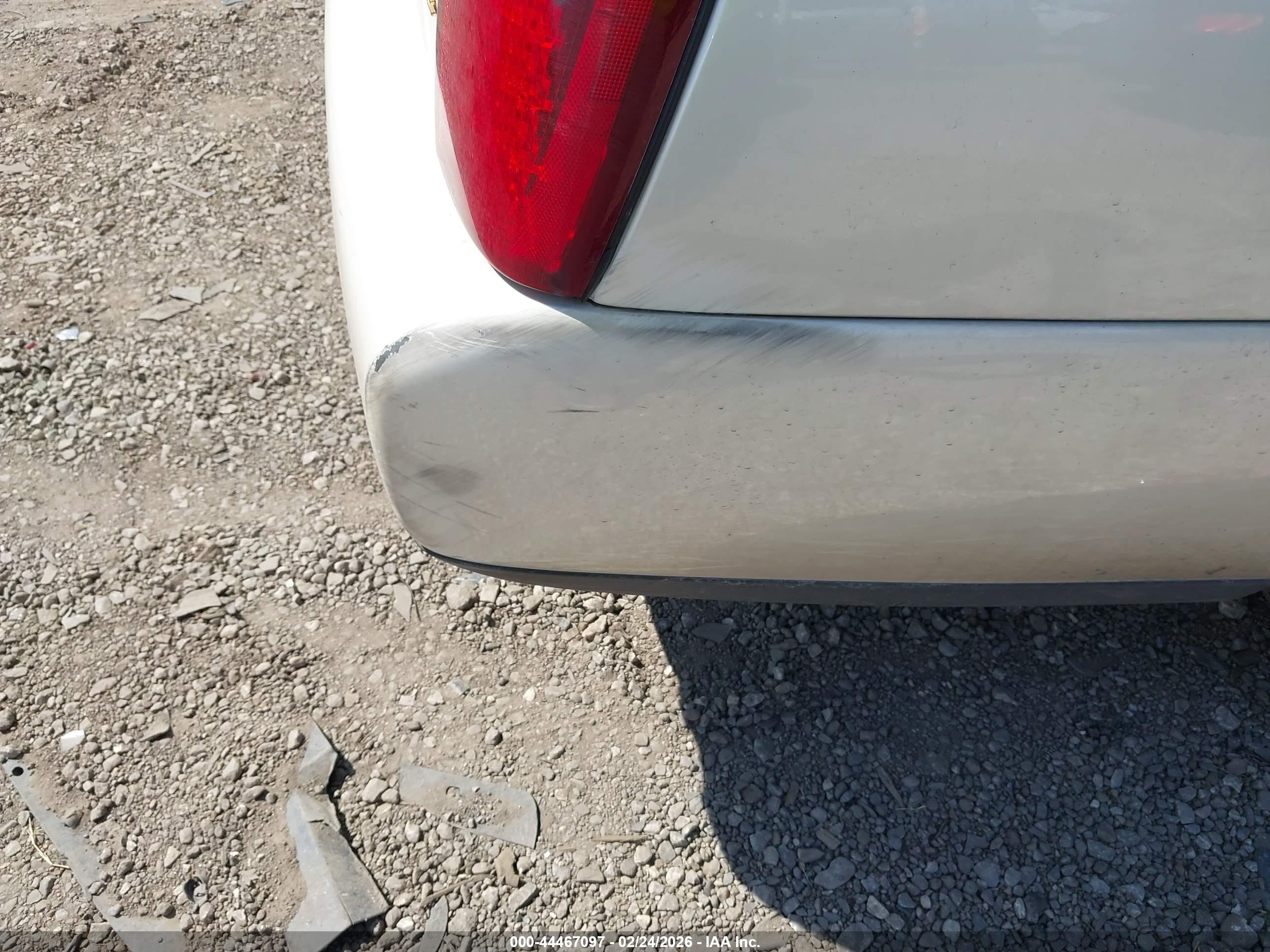 2003 Cadillac Deville Standard White vin: 1G6KD54Y93U221560