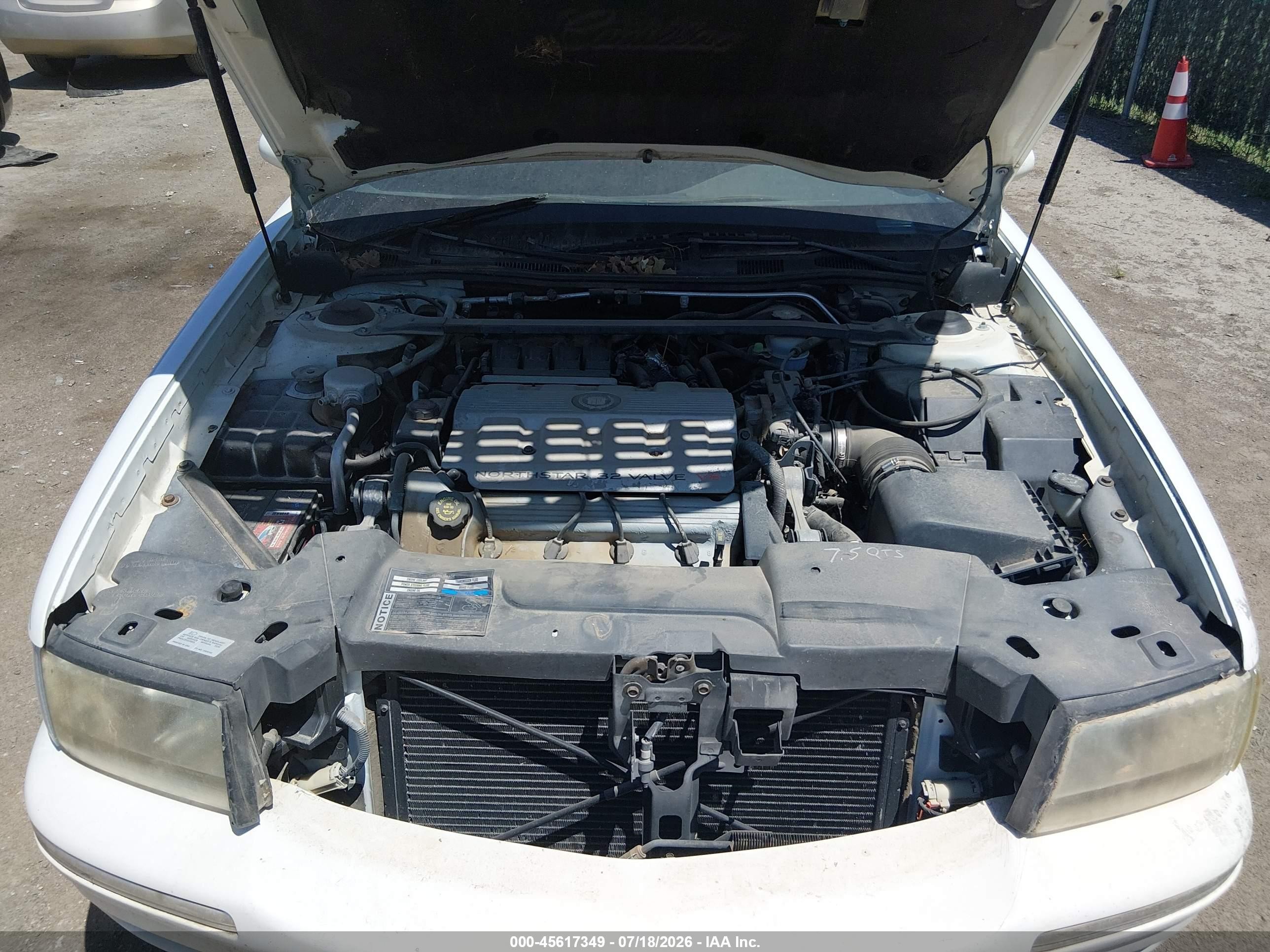 1999 Cadillac Deville   Белый vin: 1G6KD54Y9XU720994