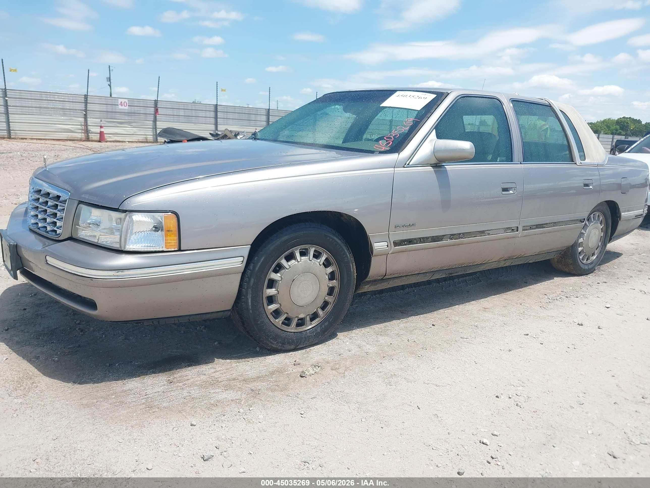 1999 Cadillac Deville Standard Tan vin: 1G6KD54Y9XU734569