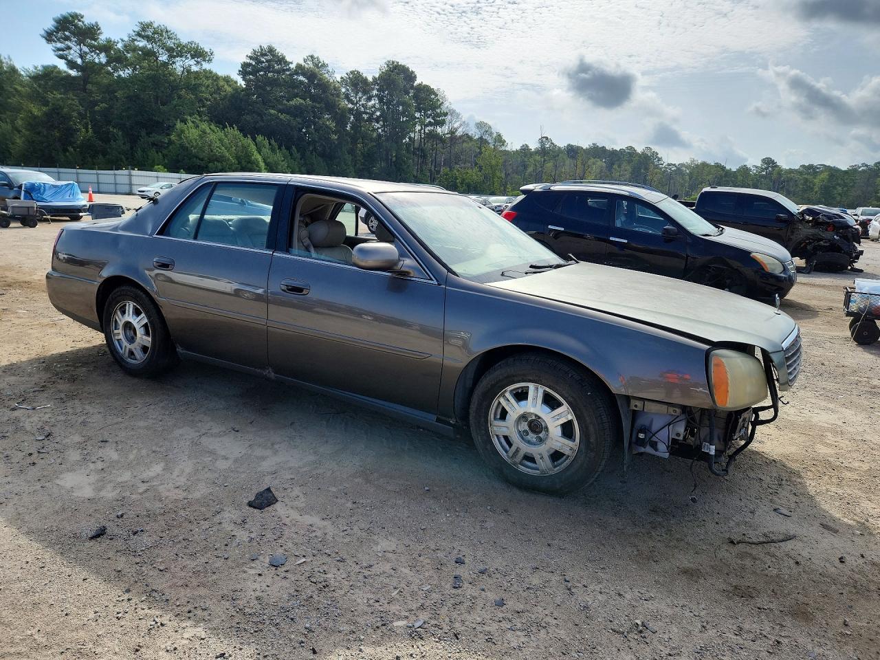 2003 Cadillac Deville Brown vin: 1G6KD54YX3U211748