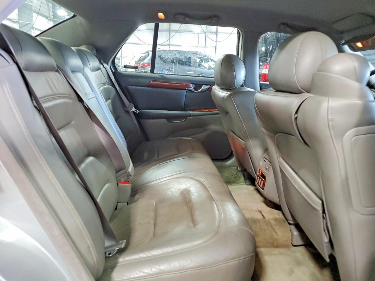 2000 Cadillac Deville Silver vin: 1G6KD54YXYU260245
