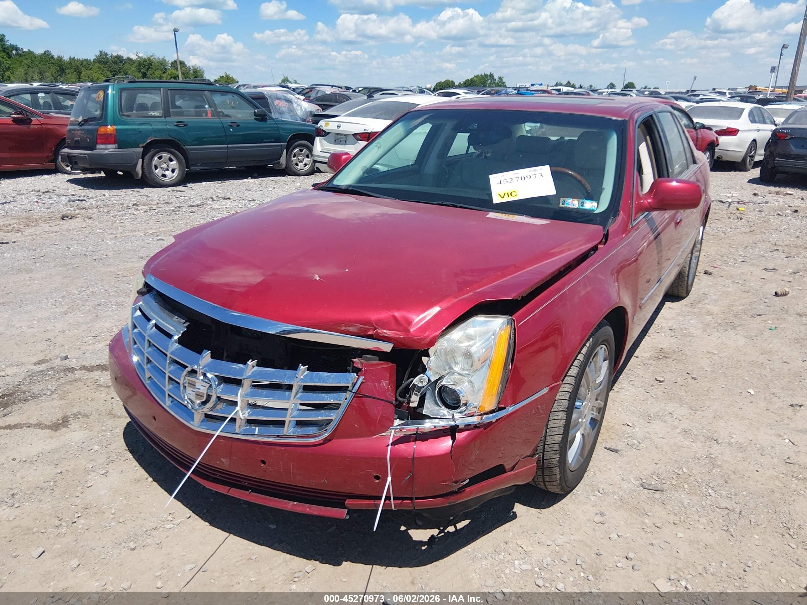 2009 Cadillac Dts 1se Red vin: 1G6KD57909U143716