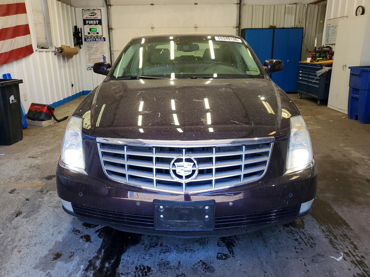 2008 Cadillac Dts Burgundy vin: 1G6KD57948U185904