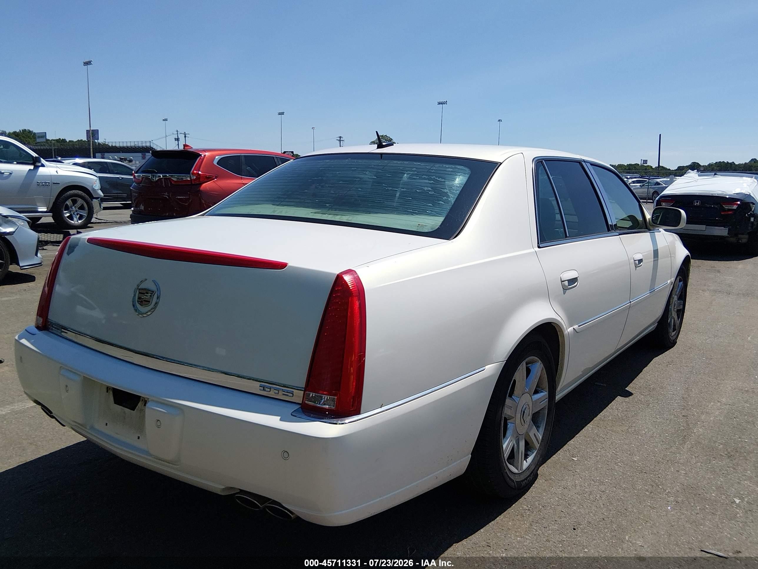 2006 Cadillac Dts 1sb White vin: 1G6KD57Y06U118852