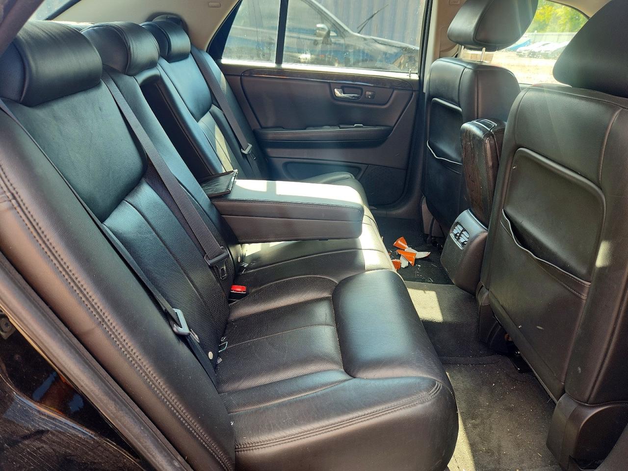 2008 Cadillac Dts Черный vin: 1G6KD57Y08U100175