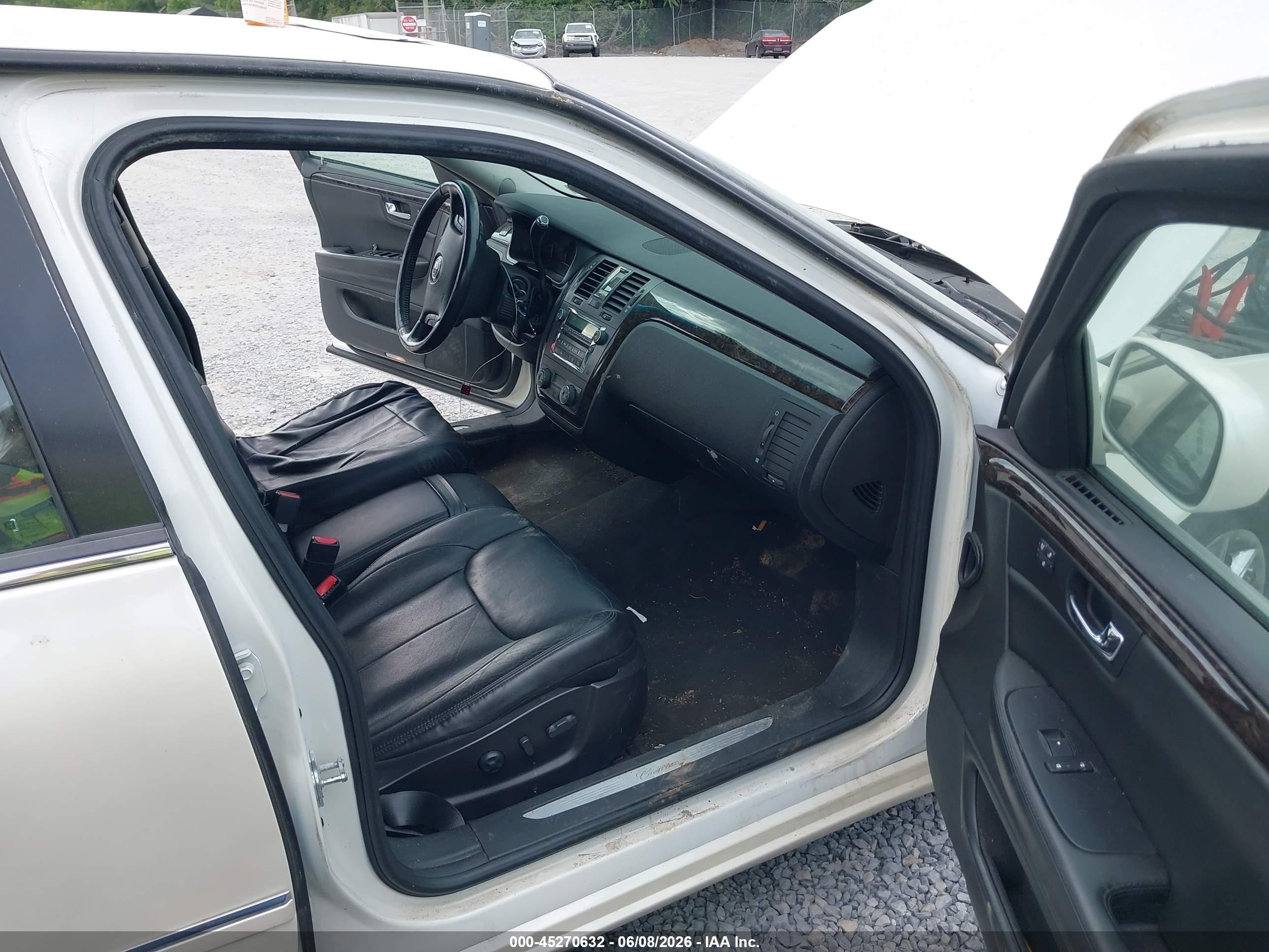 2008 Cadillac Dts 1sb White vin: 1G6KD57Y08U160098