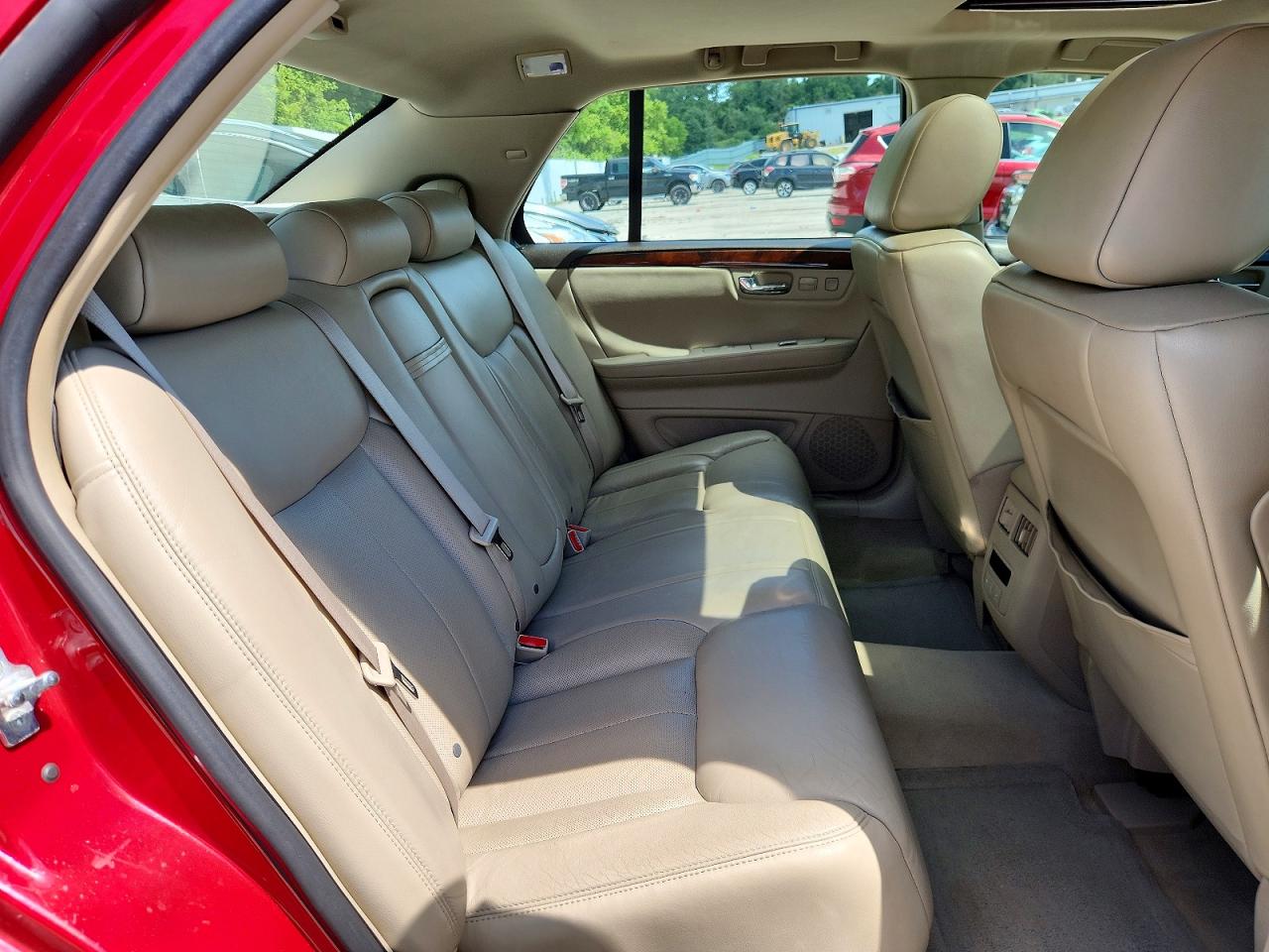 2008 Cadillac Dts Red vin: 1G6KD57Y08U165902