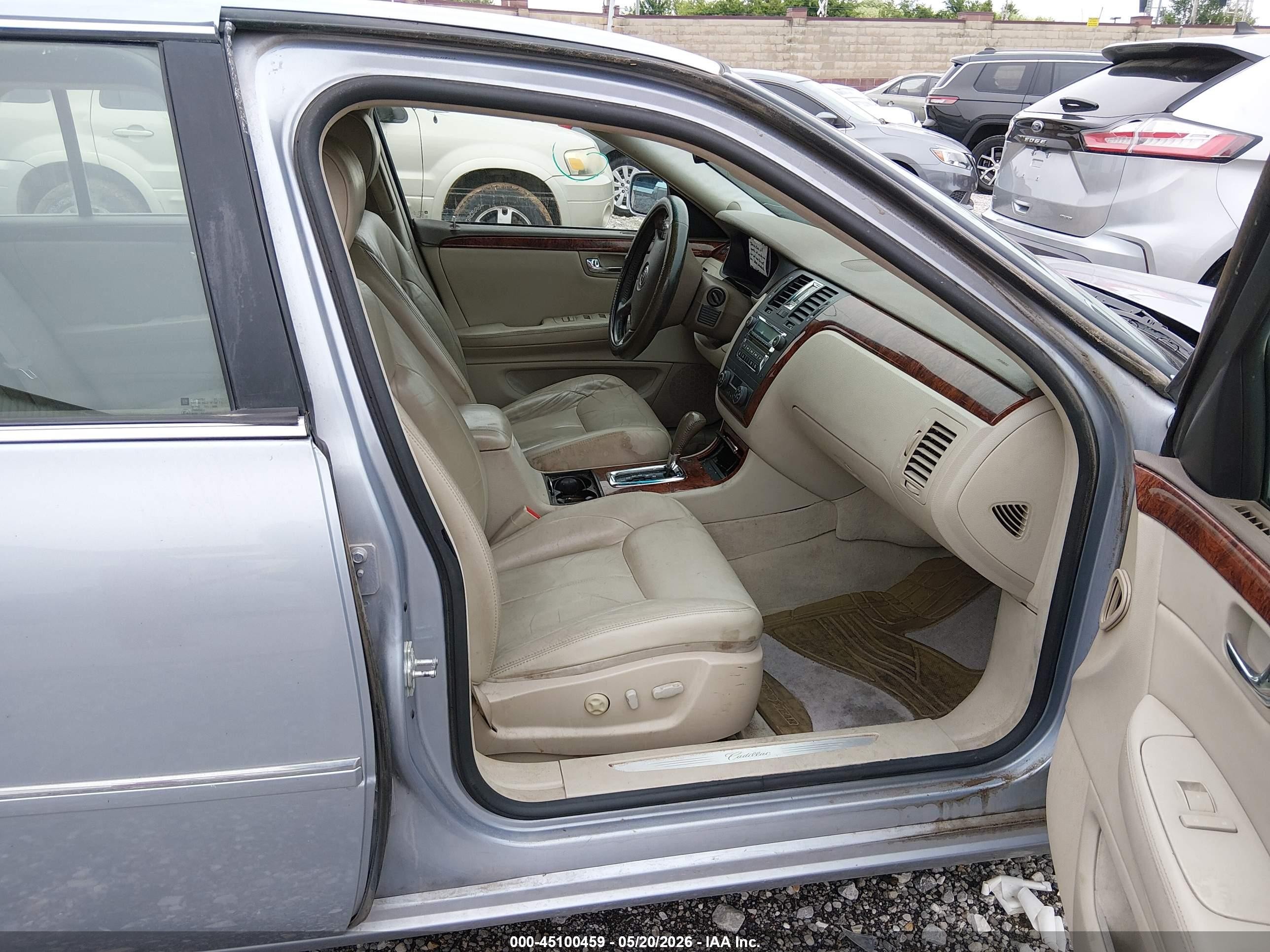 2006 Cadillac Dts Standard Silver vin: 1G6KD57Y16U113563