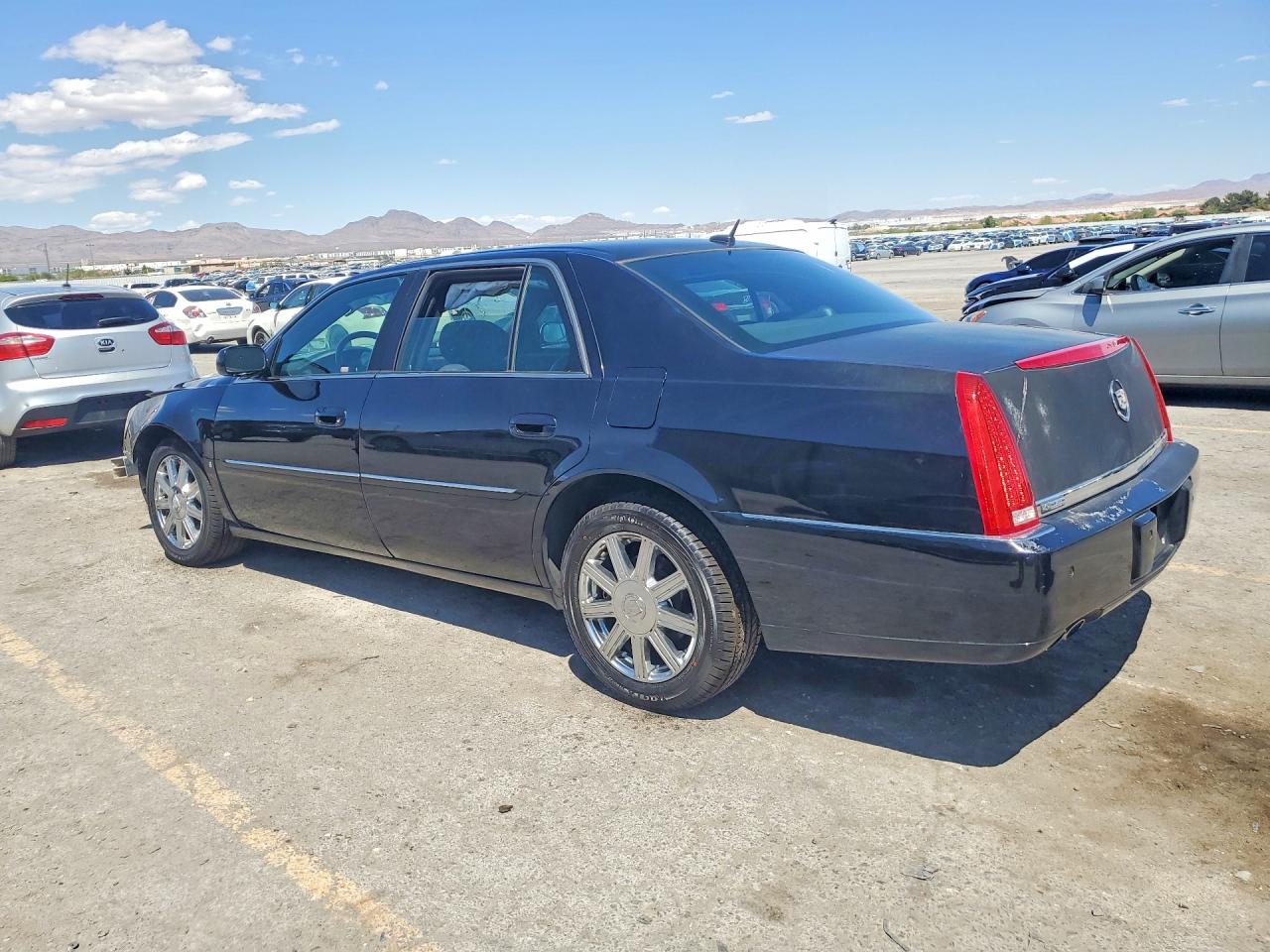 2007 Cadillac Dts Черный vin: 1G6KD57Y17U140280
