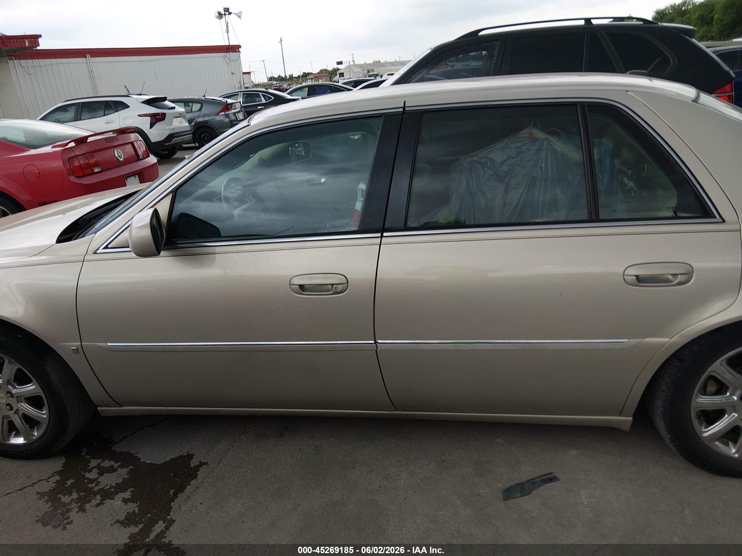2008 Cadillac Dts 1sc Gold vin: 1G6KD57Y18U151426