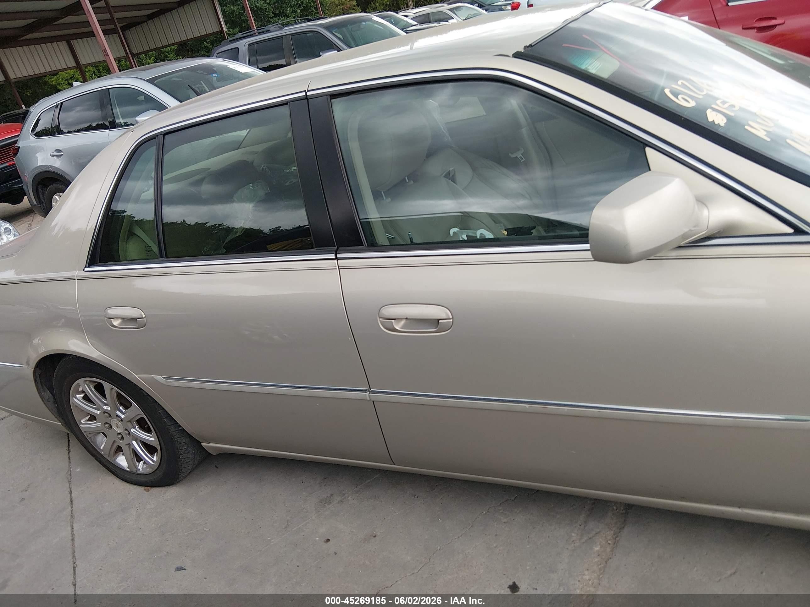 2008 Cadillac Dts 1sc Gold vin: 1G6KD57Y18U151426