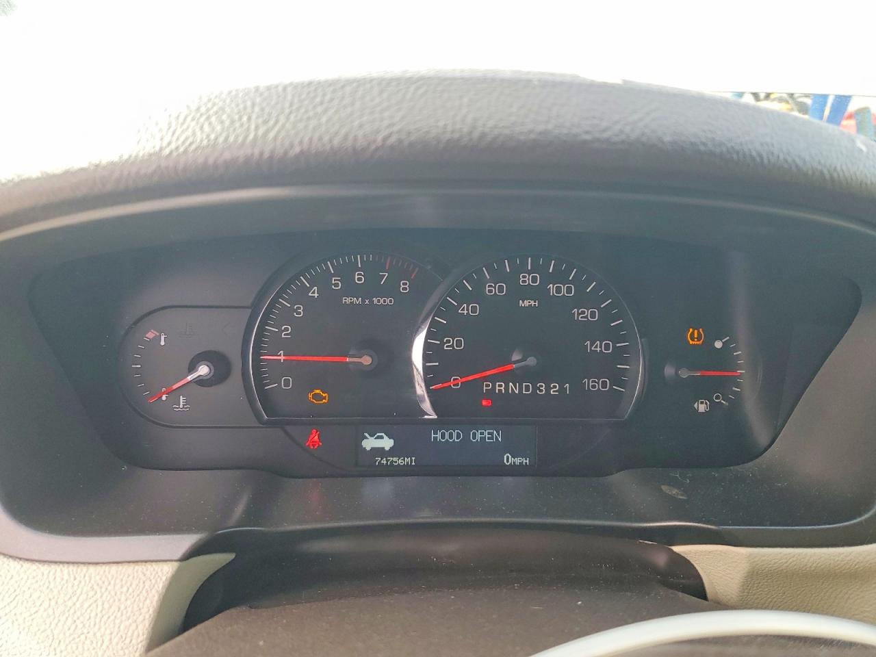 2008 Cadillac Dts Белый vin: 1G6KD57Y18U163558