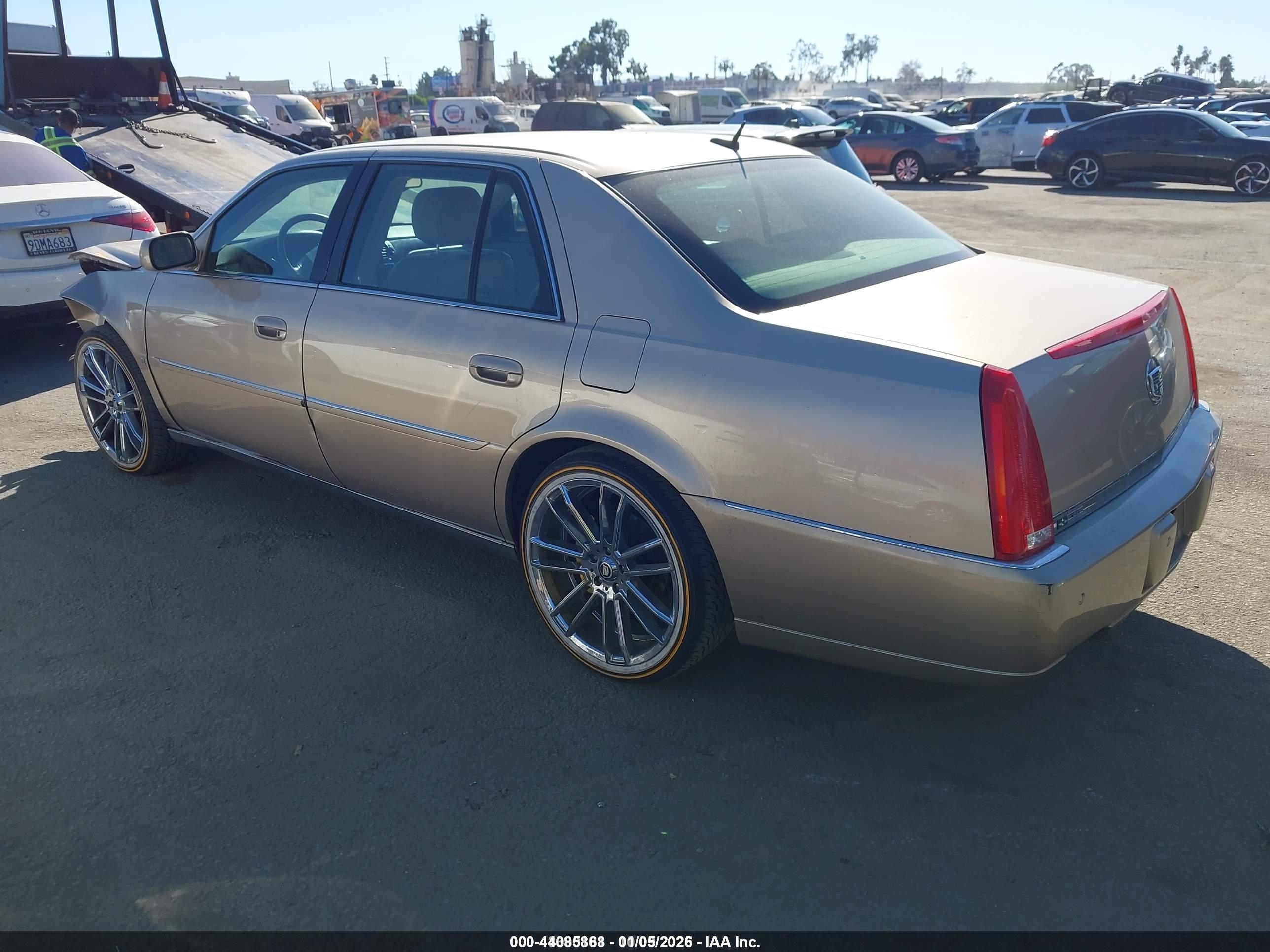 2006 Cadillac Dts Standard Gold vin: 1G6KD57Y26U166403