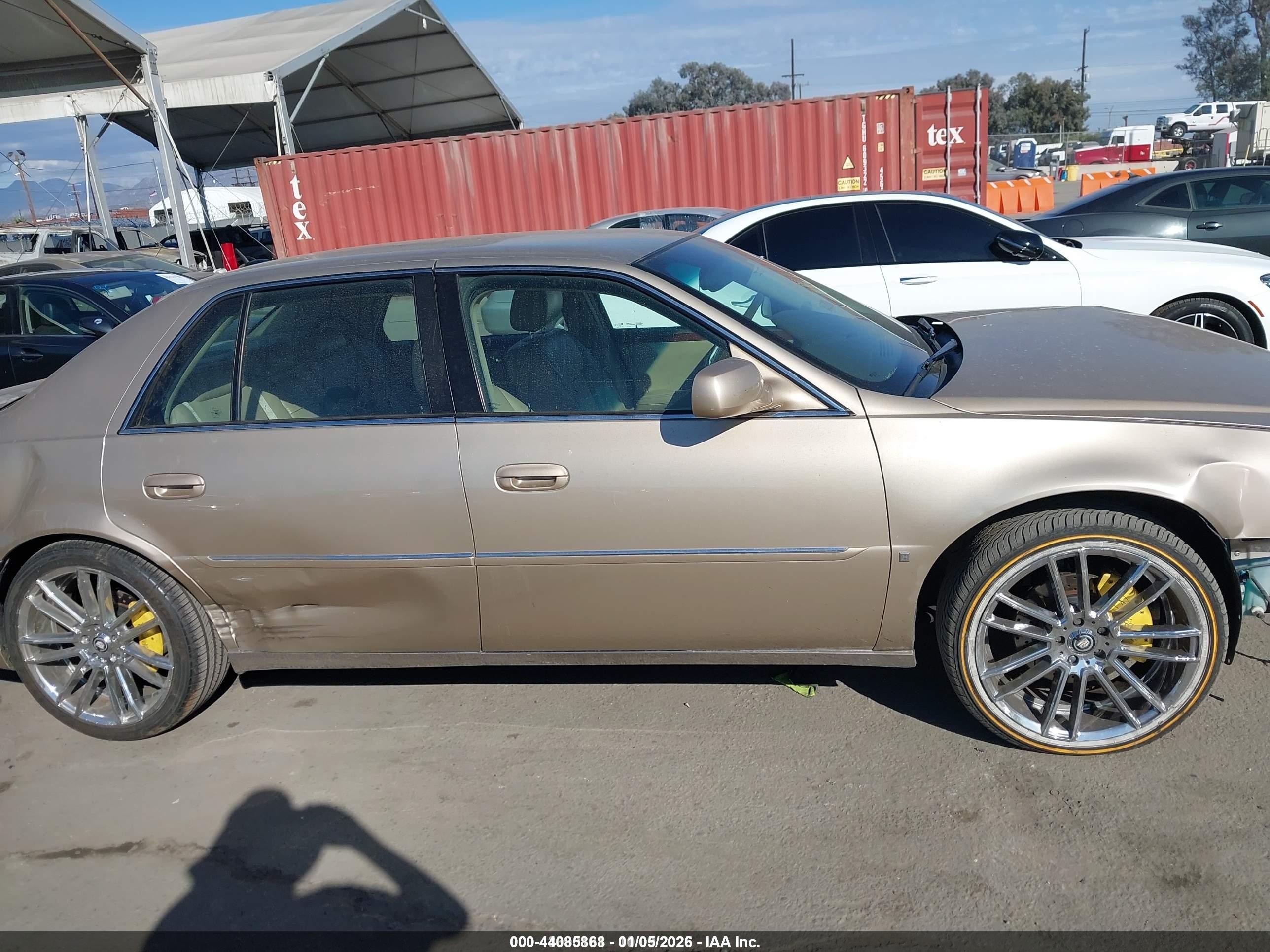 2006 Cadillac Dts Standard Gold vin: 1G6KD57Y26U166403