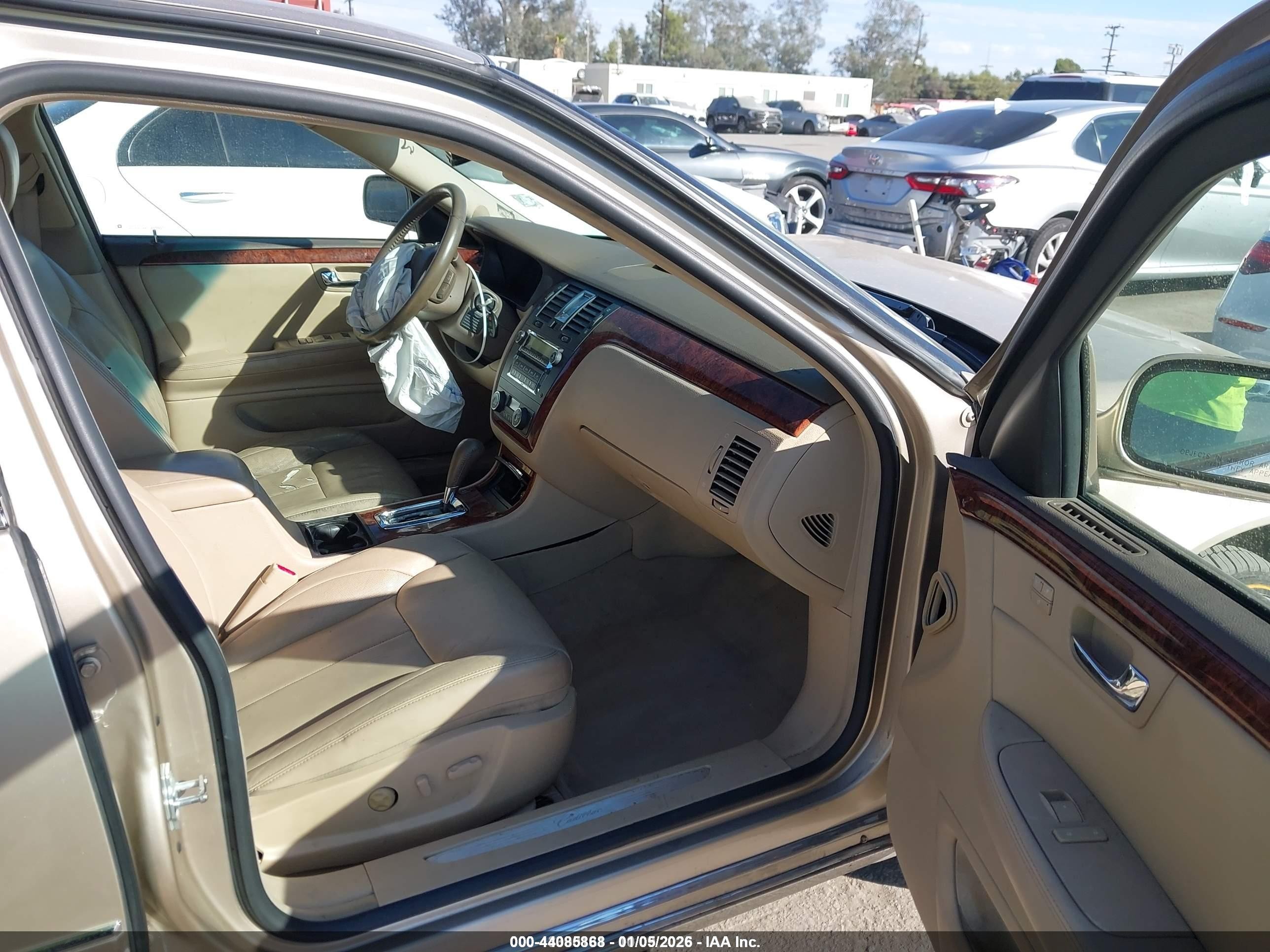 2006 Cadillac Dts Standard Gold vin: 1G6KD57Y26U166403
