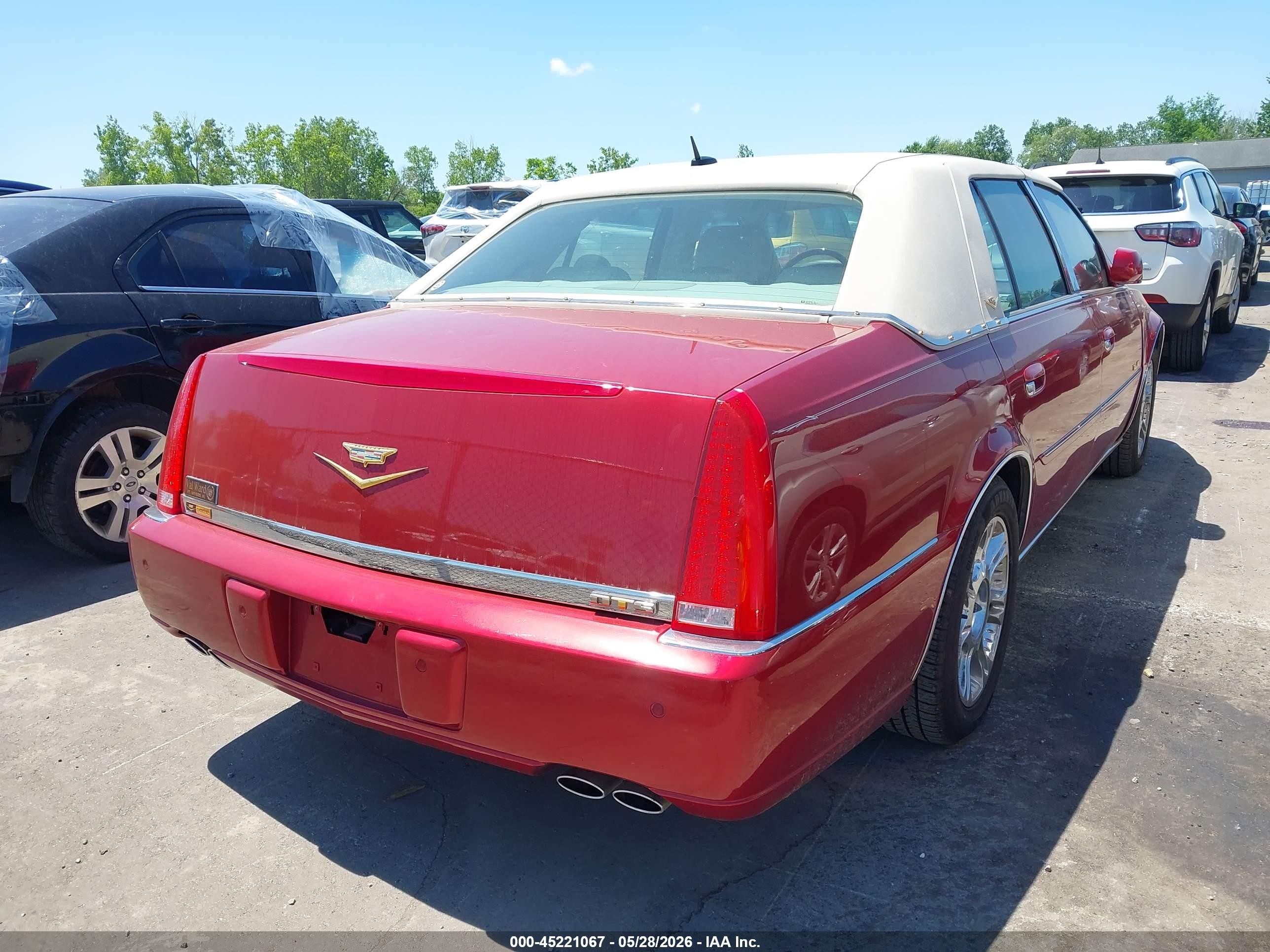 2006 Cadillac Dts Standard Красный vin: 1G6KD57Y26U185730