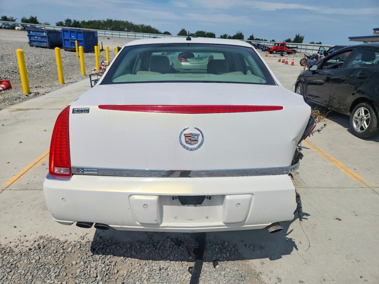 2006 Cadillac Dts Белый vin: 1G6KD57Y26U236594