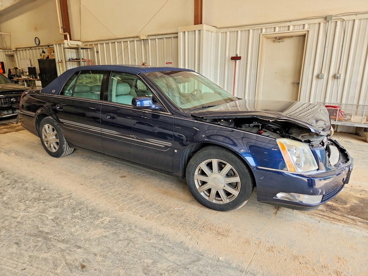 2007 Cadillac Dts Blue vin: 1G6KD57Y27U159341