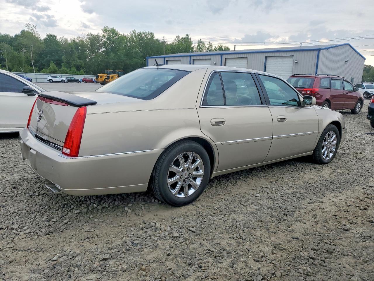 2008 Cadillac Dts Gold vin: 1G6KD57Y28U189554