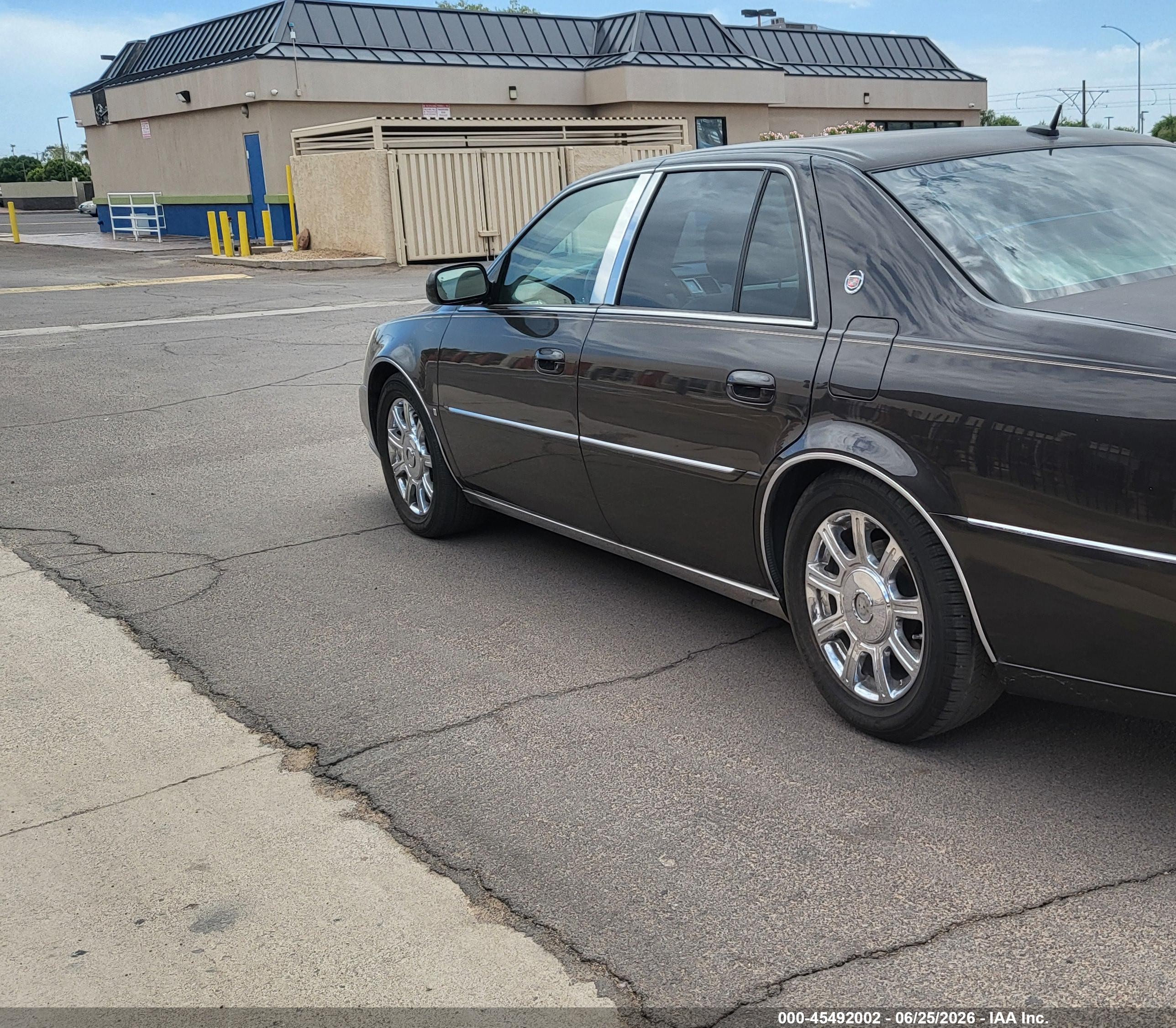 2008 Cadillac Dts 1sb Brown vin: 1G6KD57Y28U190901