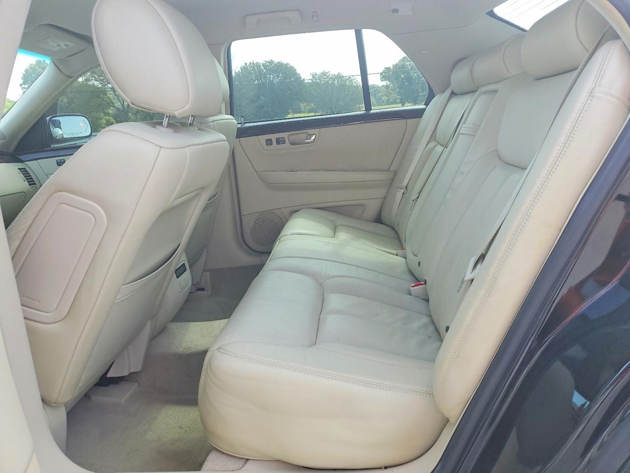2009 Cadillac Dts Black vin: 1G6KD57Y29U145944