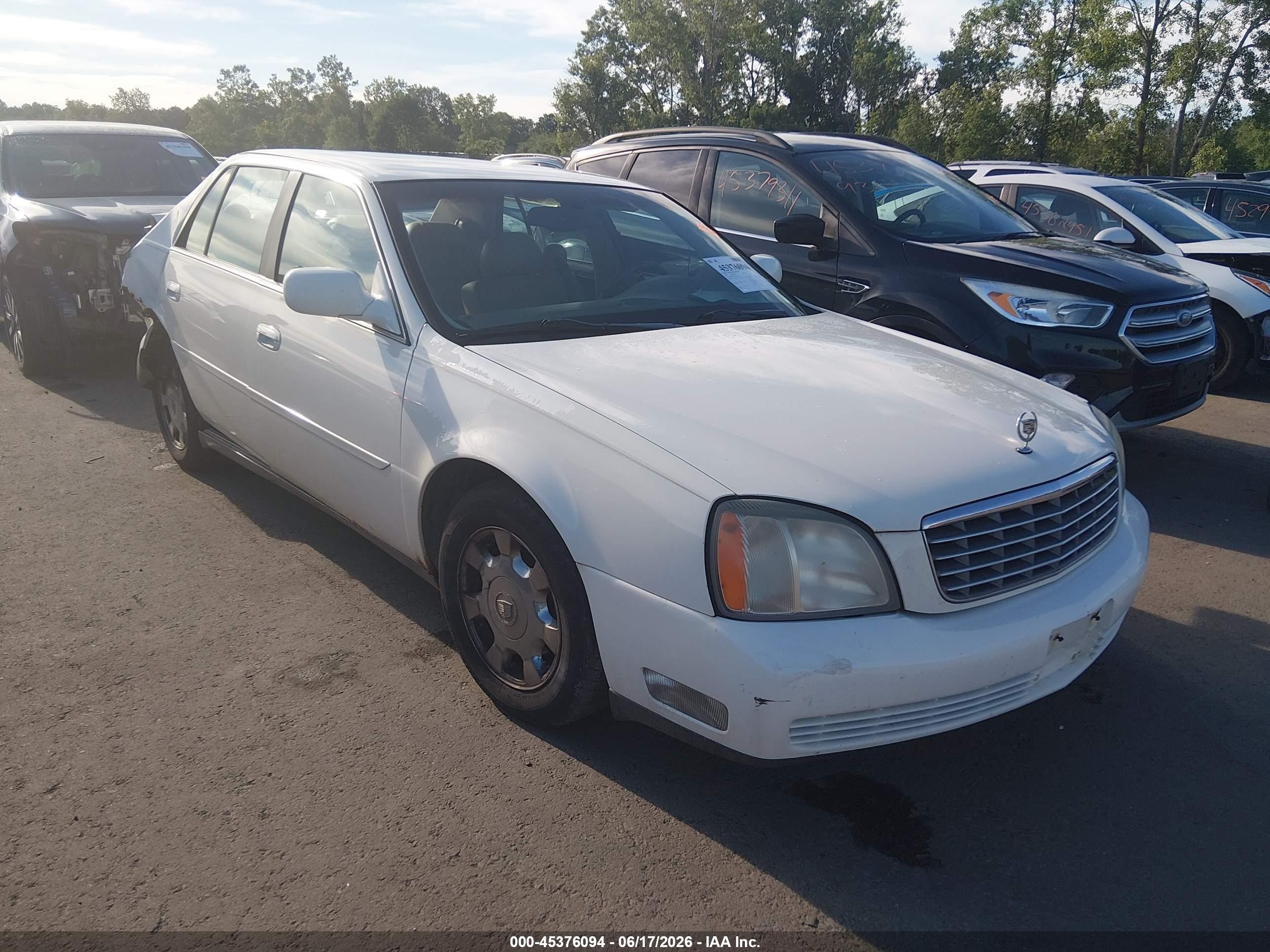 2005 Cadillac Deville   White vin: 1G6KD57Y35U100005