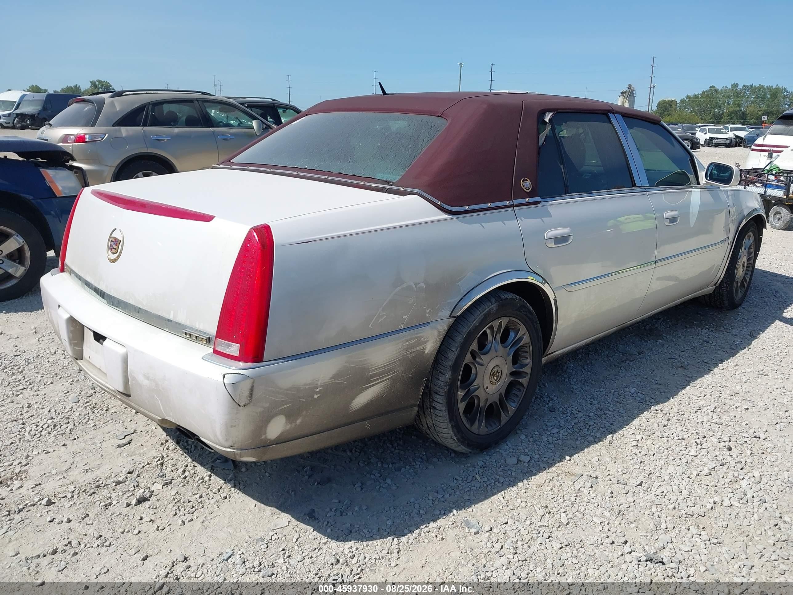 2006 Cadillac Dts 1sb White vin: 1G6KD57Y36U200767