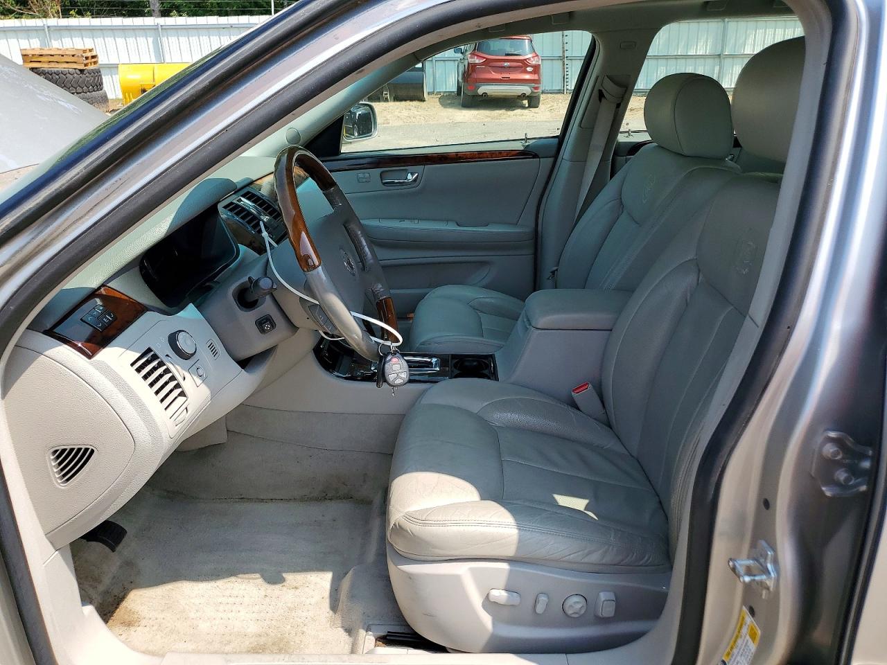 2006 Cadi Dts Silver vin: 1G6KD57Y36U233218