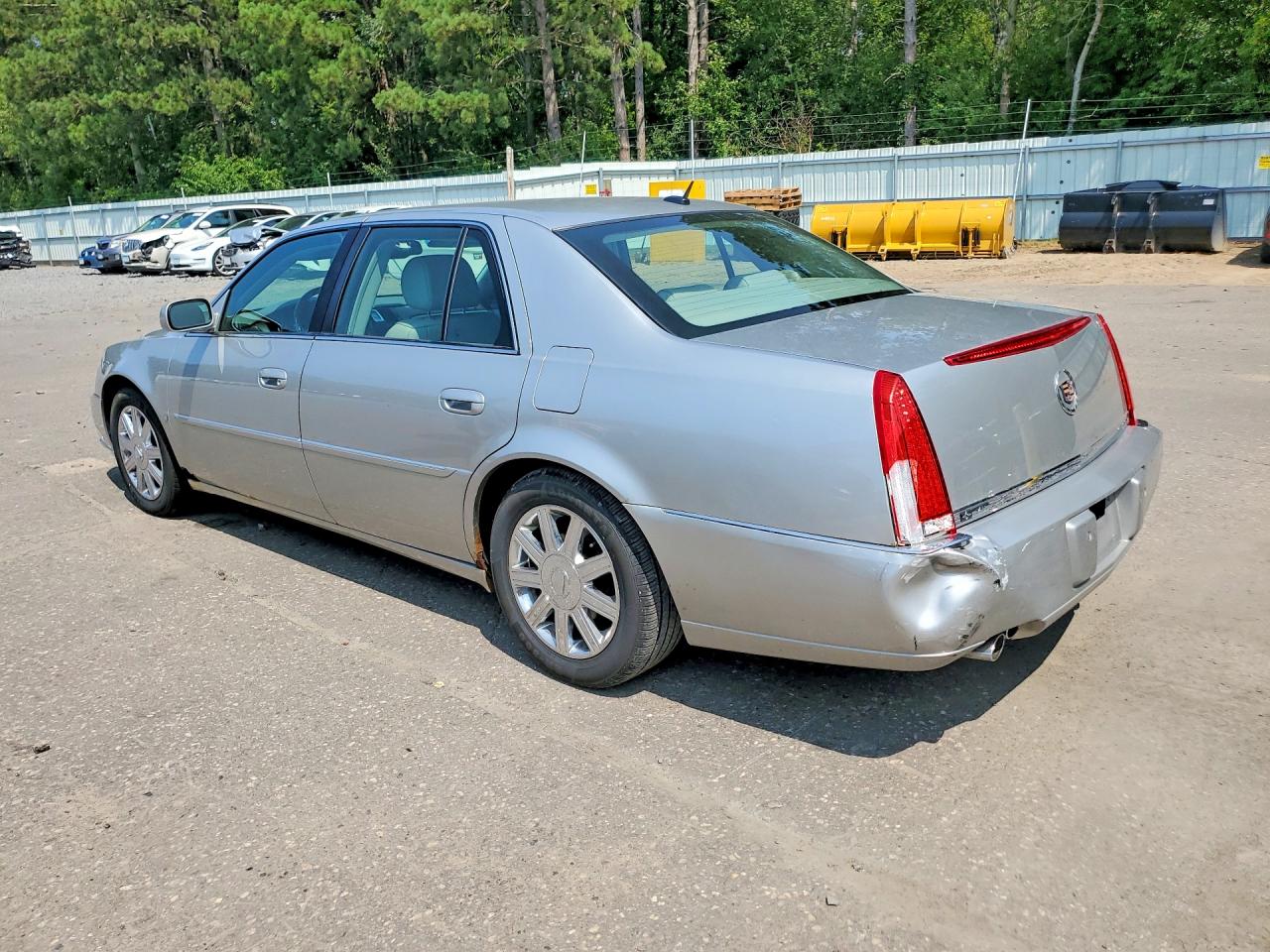 2006 Cadi Dts Silver vin: 1G6KD57Y36U233218