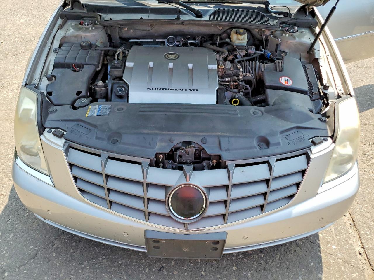 2006 Cadi Dts Silver vin: 1G6KD57Y36U233218
