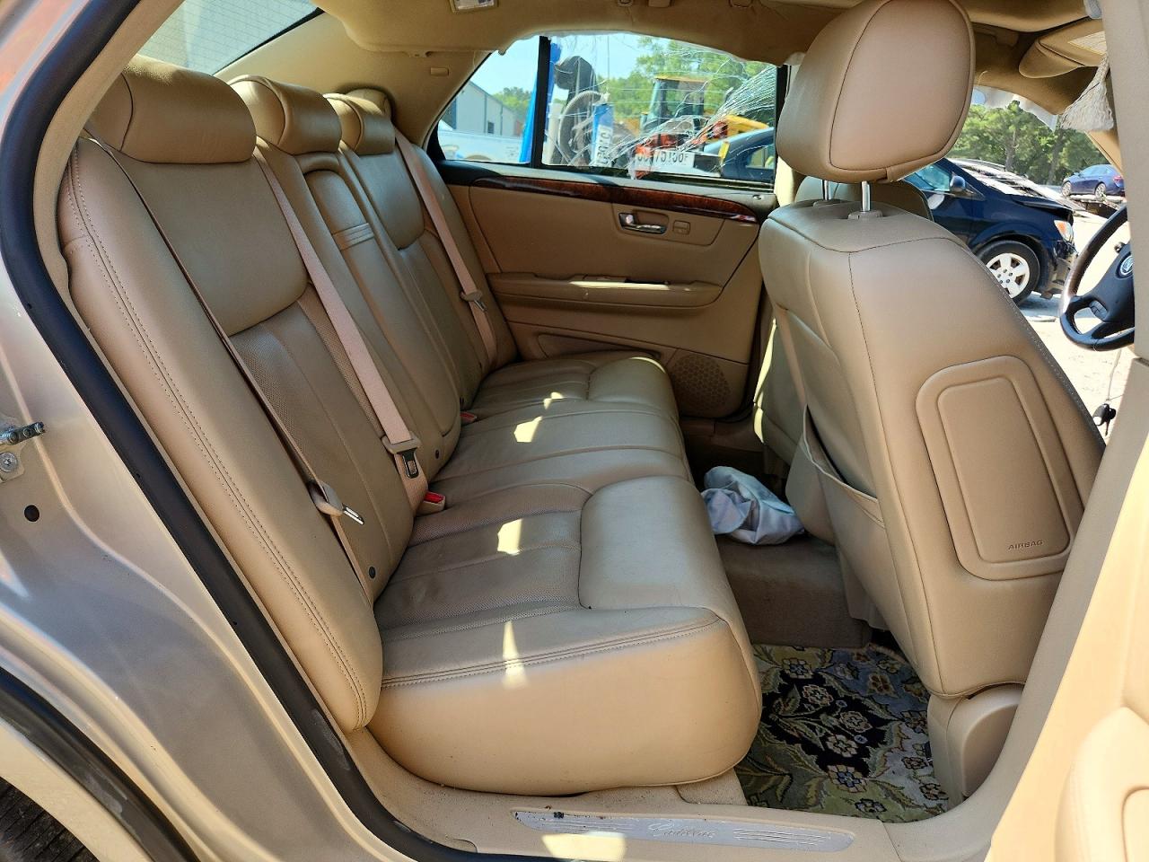 2007 Cadillac Dts Beige vin: 1G6KD57Y37U182885