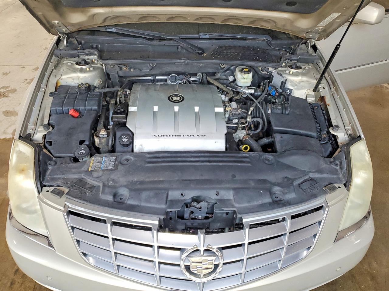 2007 Cadillac Dts Tan vin: 1G6KD57Y37U193871