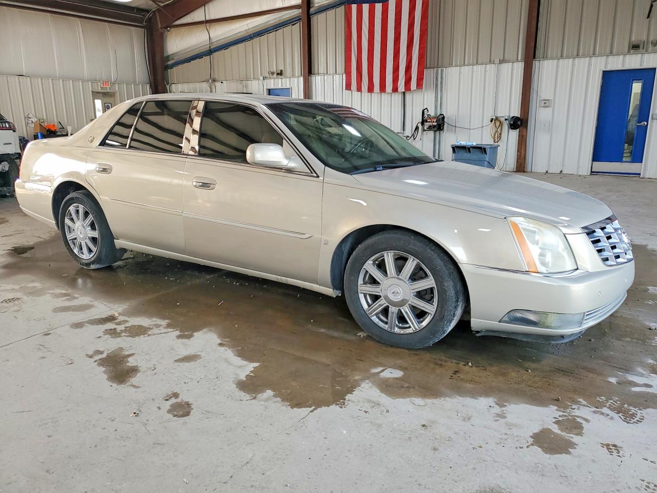 2007 Cadillac Dts Tan vin: 1G6KD57Y37U193871