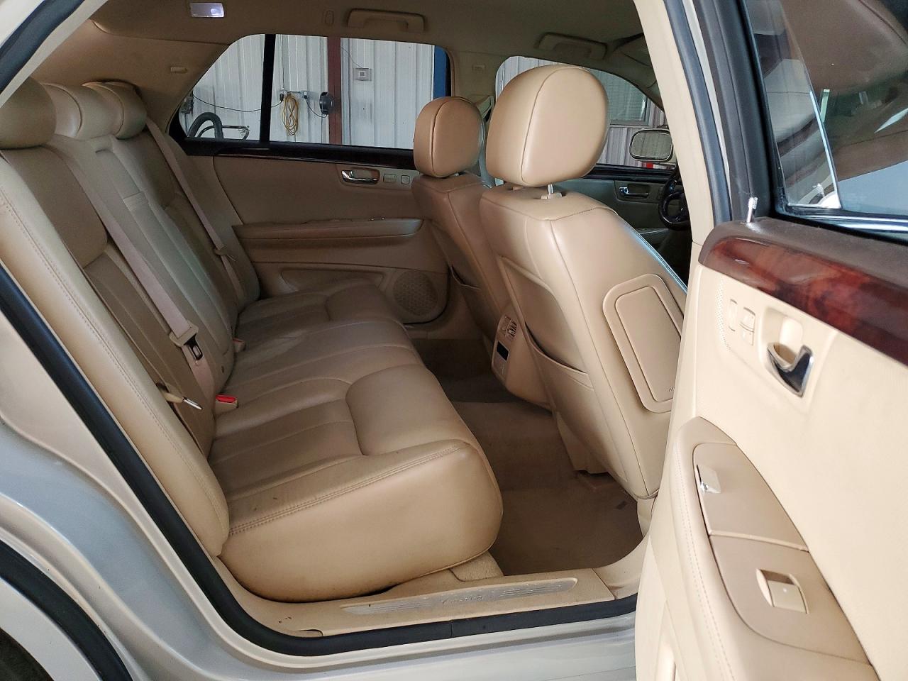 2007 Cadillac Dts Tan vin: 1G6KD57Y37U193871