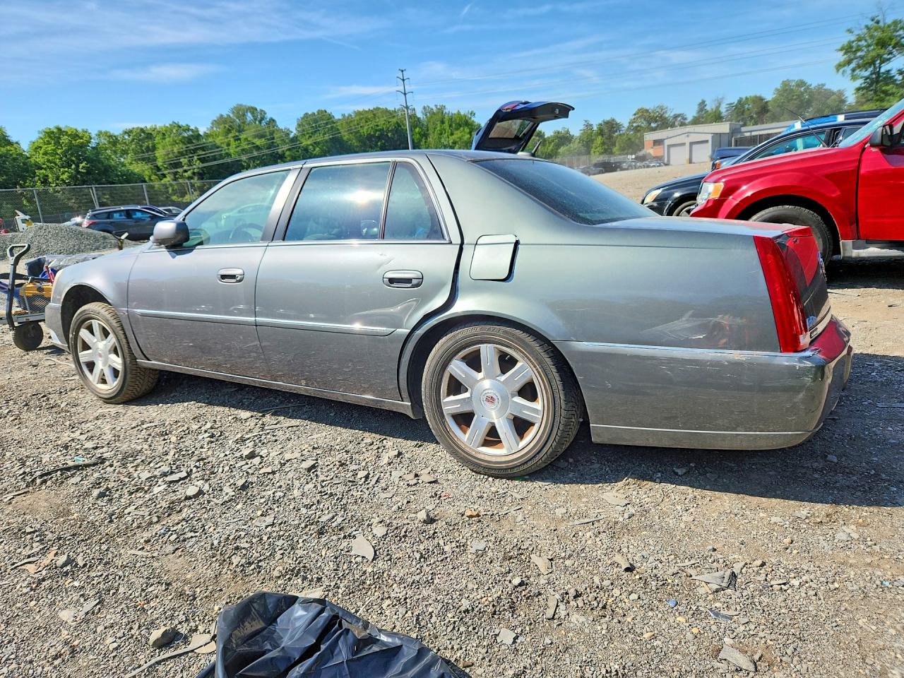 2007 Cadillac Dts Gray vin: 1G6KD57Y37U222365